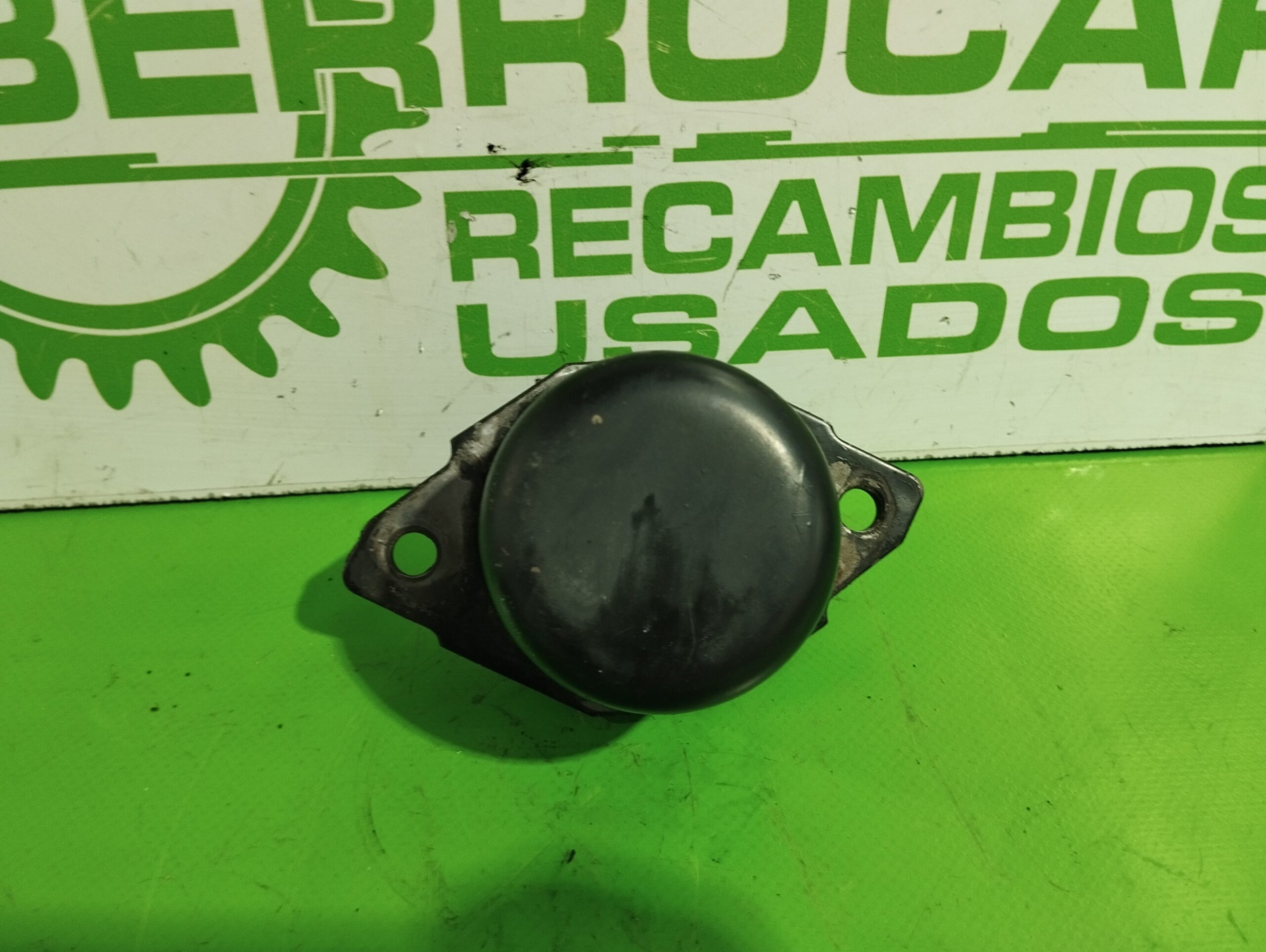 soporte_motor_izquierdo_191199402c_volkswagen_golf_iii_berlina_1h1_1_9_diesel