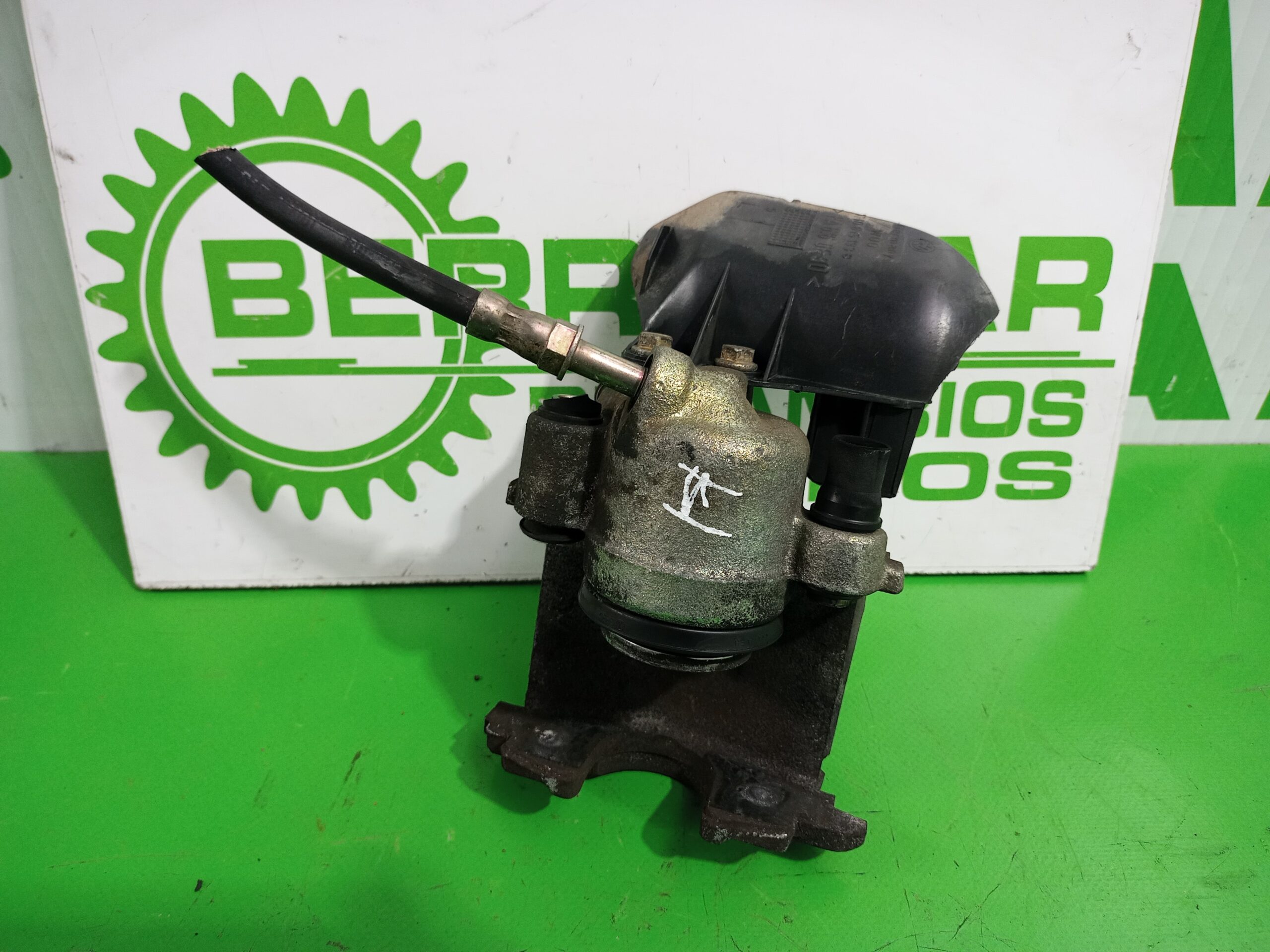 pinza_de_freno_delantera_izquierda_1h0615123a_volkswagen_golf_iii_berlina_1h1_1_9_diesel