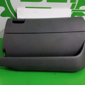 guantera_1m1857103_seat_toledo_1m2_1_9_tdi