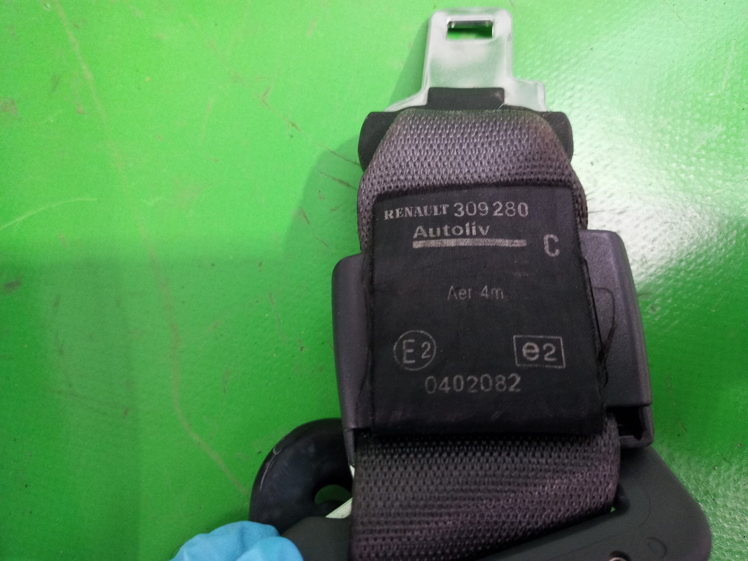 cinturon_de_seguridad_trasero_izquierdo_8200309239_renault_scenic_ii_1_6_16v