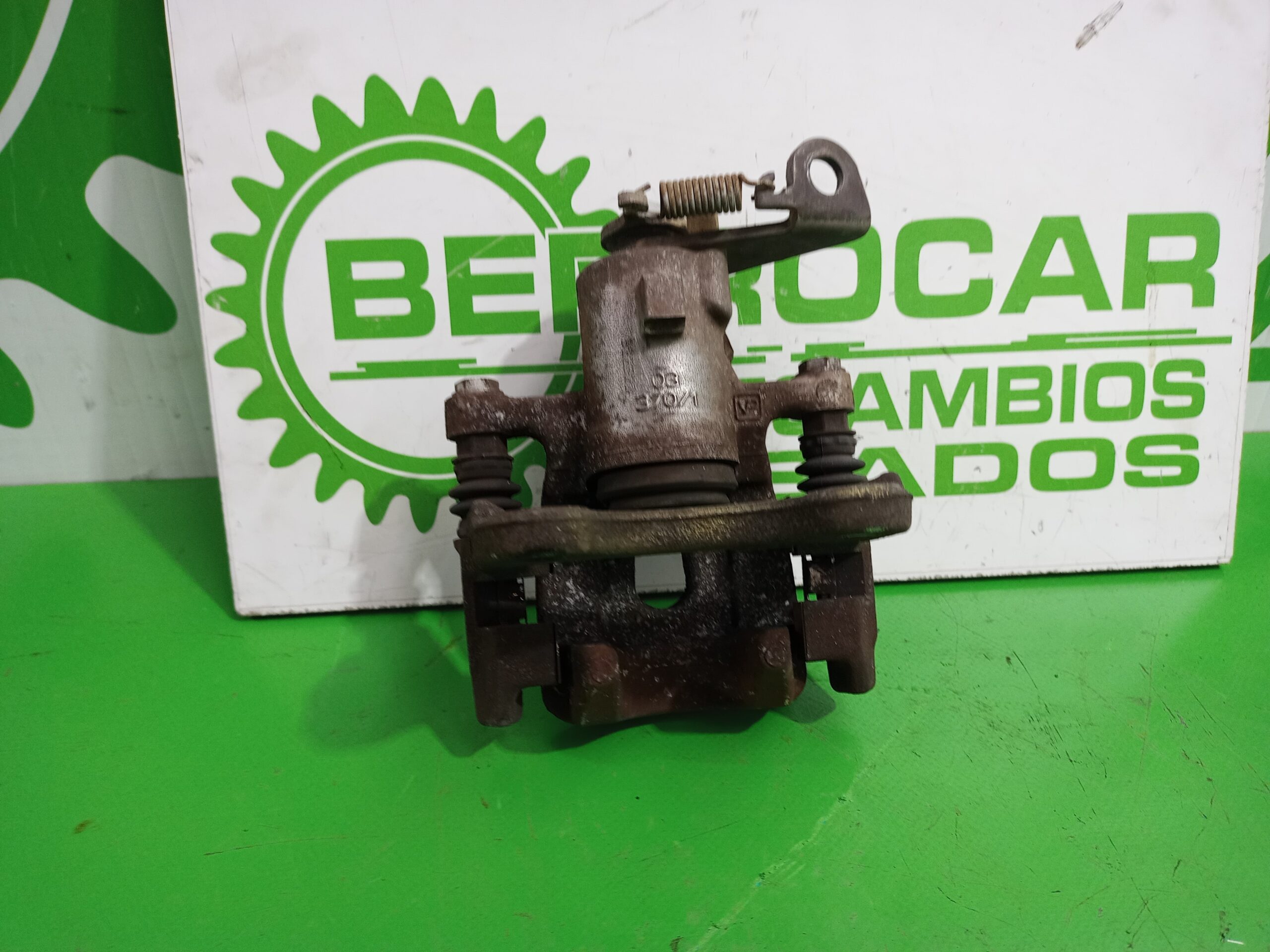 pinza_de_freno_trasera_izquierda_7701208256_renault_scenic_ii_1_6_16v