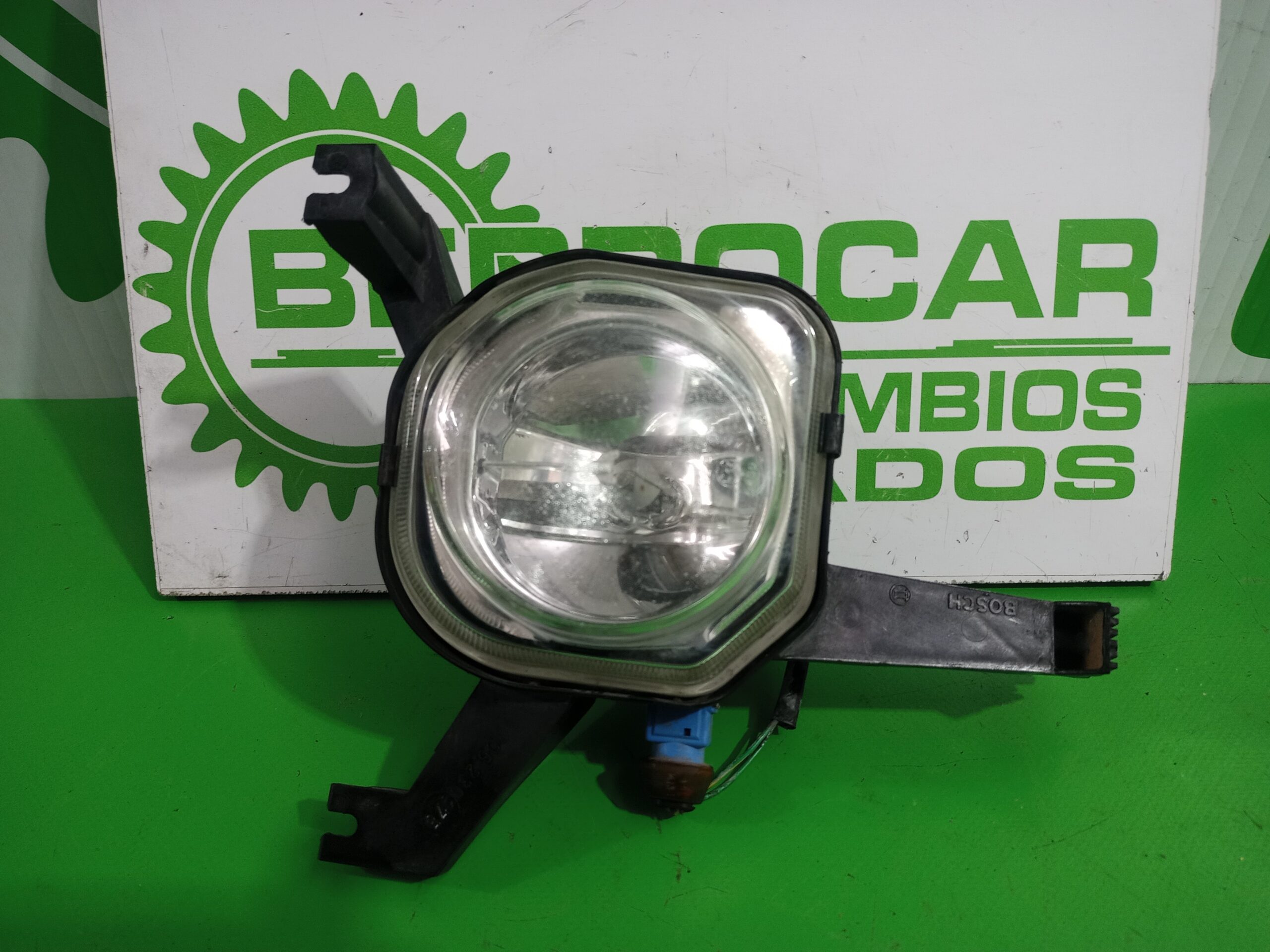 faro_antiniebla_derecho_1305230175_peugeot_306_berlina_3_4_5_puertas_s2_1_9_diesel
