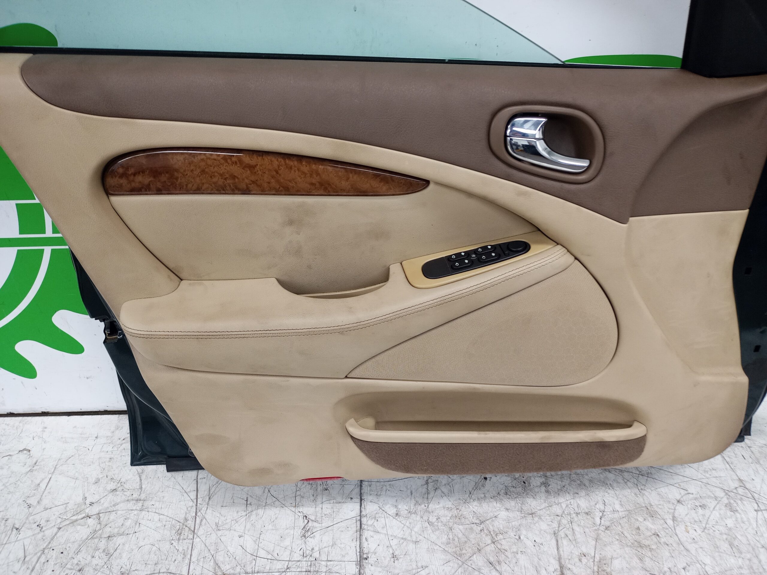 puerta_delantera_izquierda_xr826900_jaguar_s_type_2_7_v6_diesel_cat