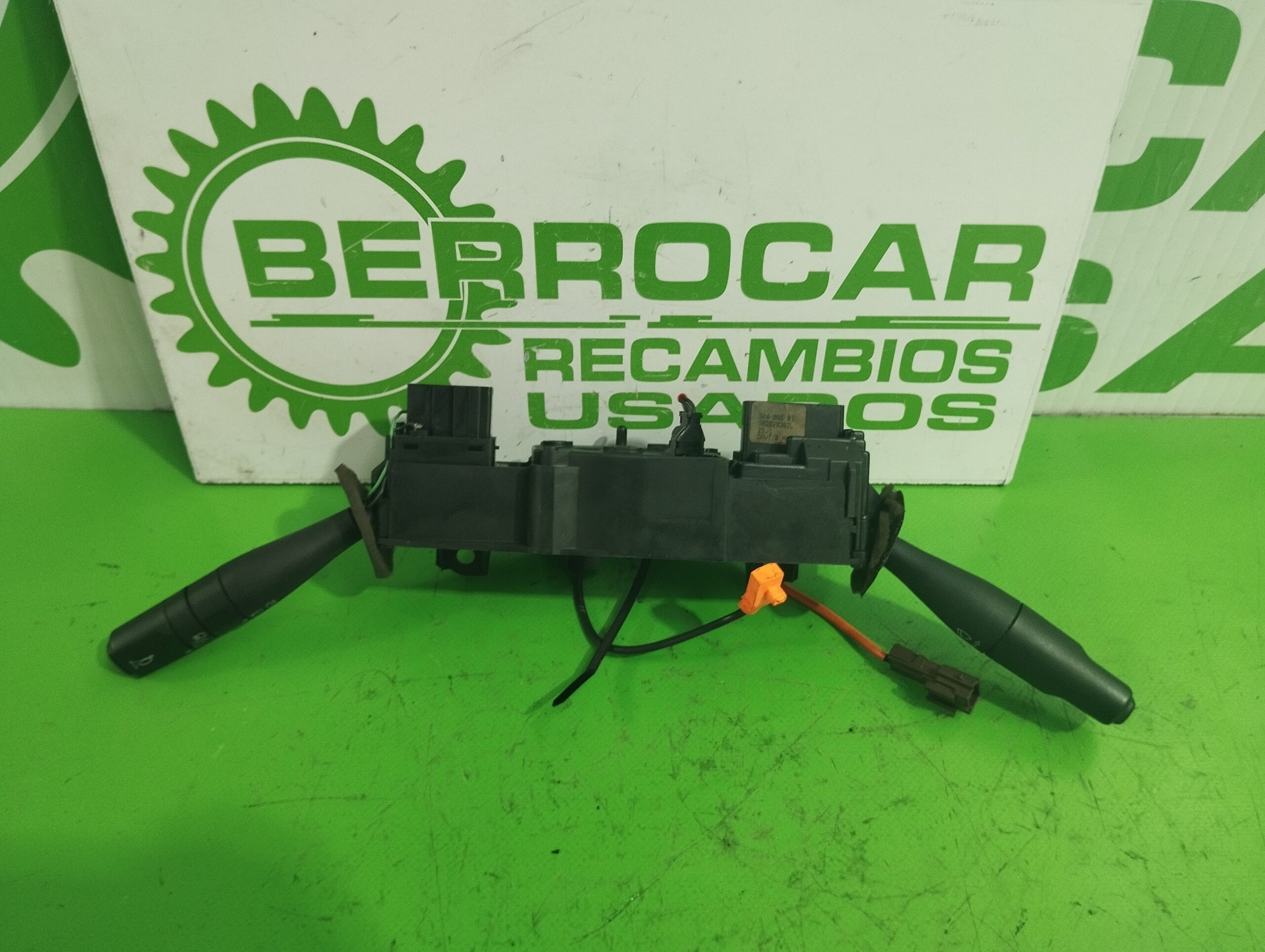 mando_multifuncion_61557109_peugeot_306_berlina_3_4_5_puertas_s2_1_9_diesel