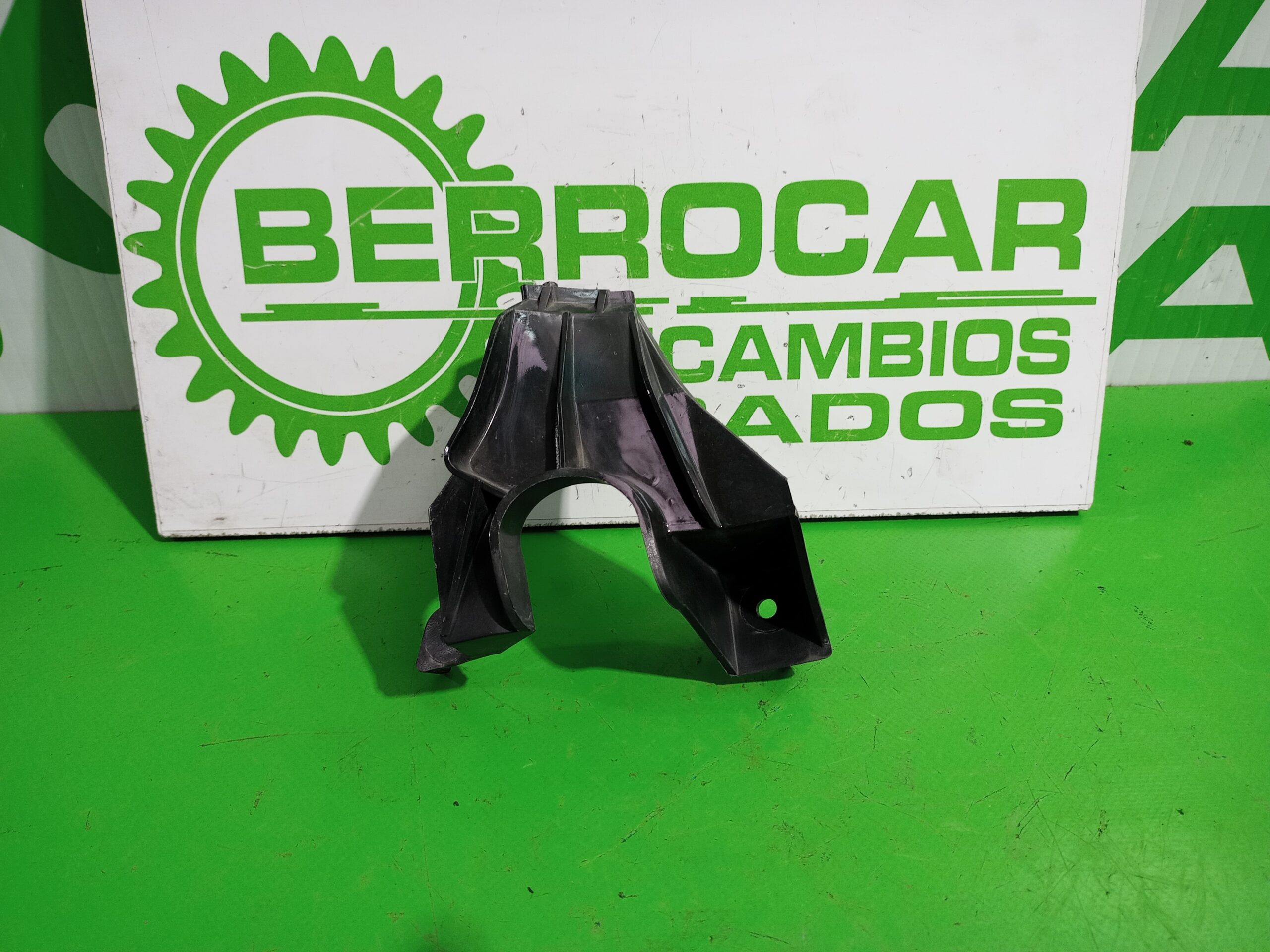 soporte_faro_izquierdo_xr8317a794_jaguar_s_type_2_7_v6_diesel_cat