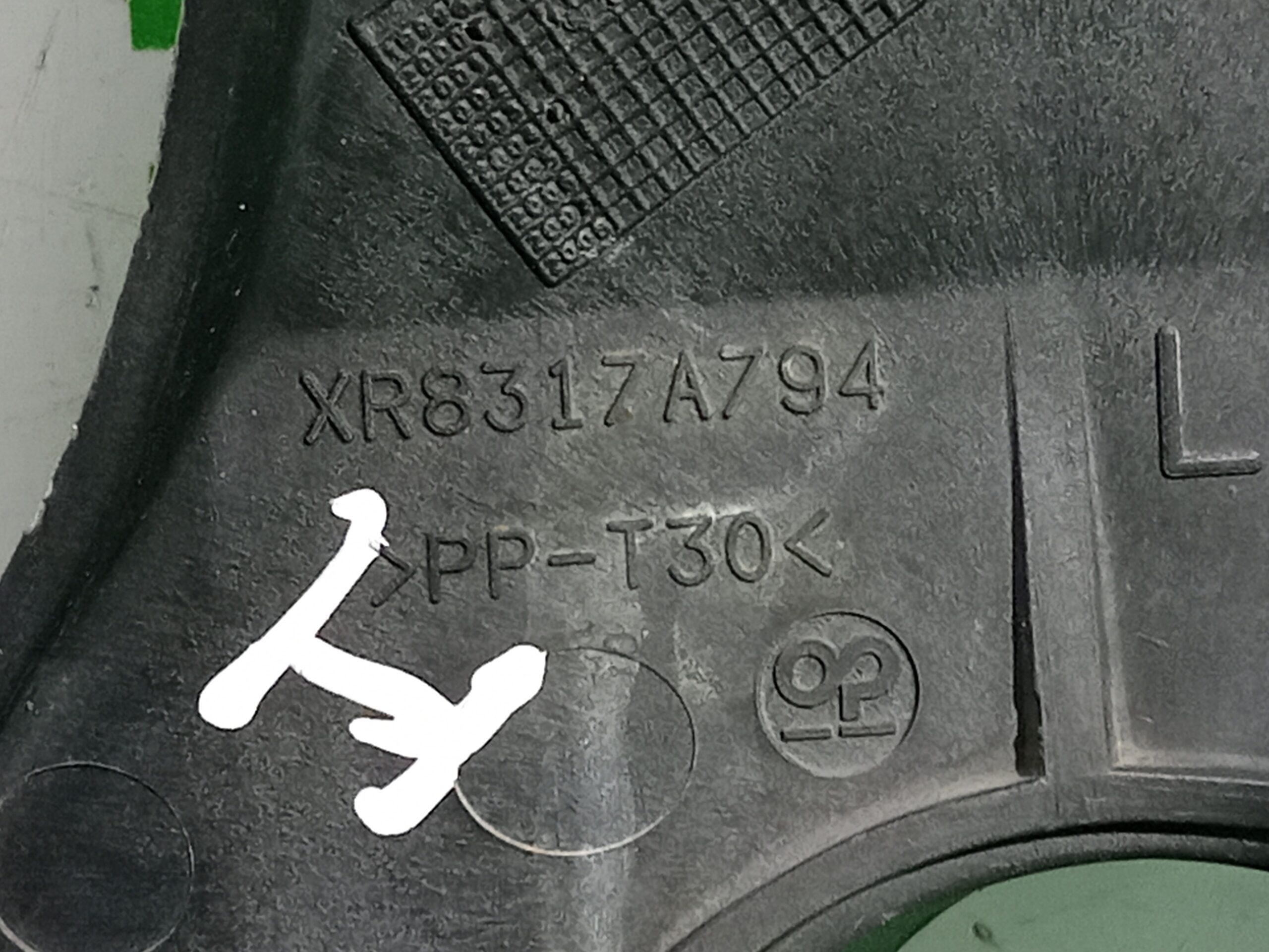 soporte_faro_izquierdo_xr8317a794_jaguar_s_type_2_7_v6_diesel_cat