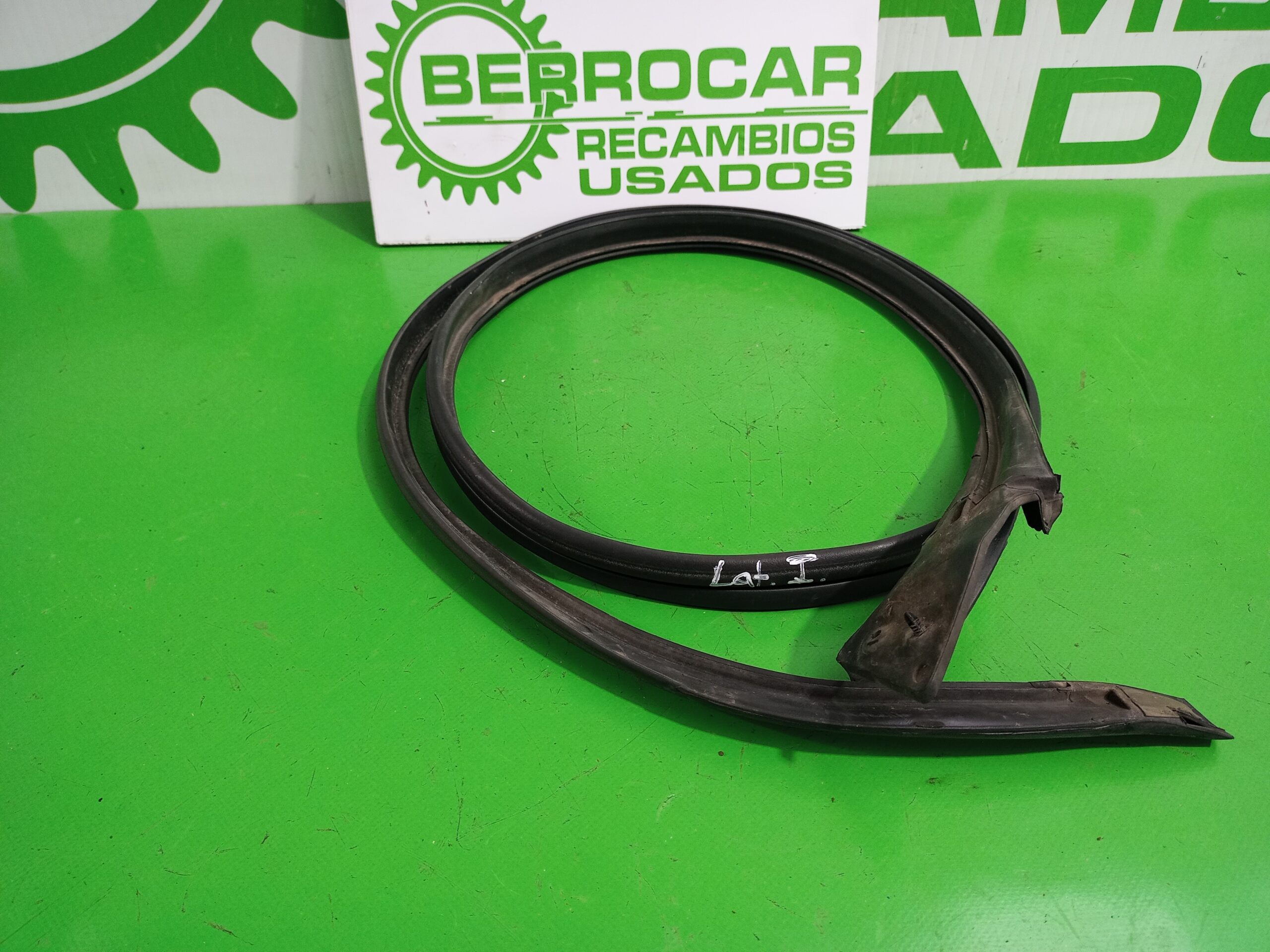 goma_contorno_xr815745_jaguar_s_type_2_7_v6_diesel_cat