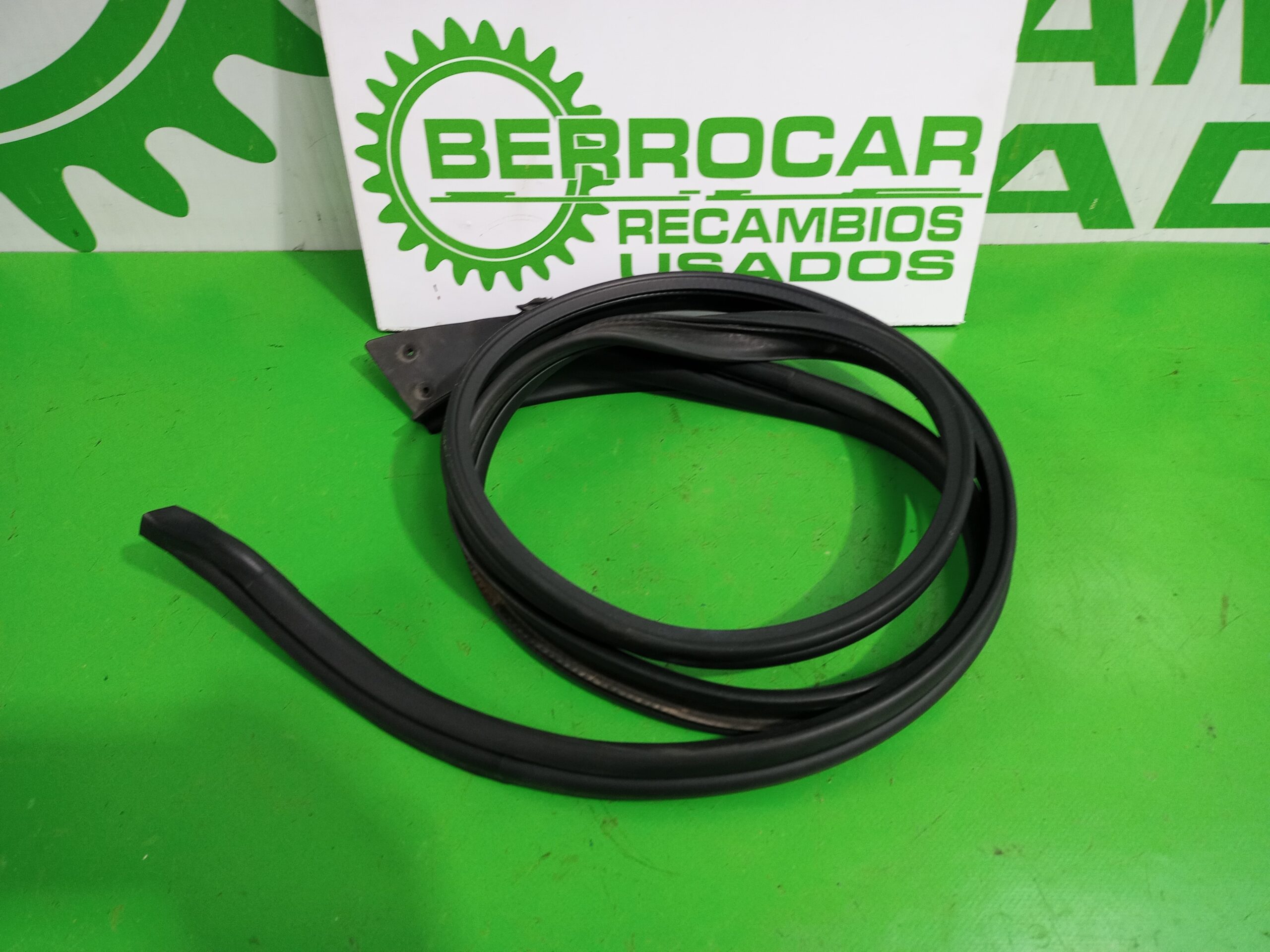 goma_contorno_xr815745_jaguar_s_type_2_7_v6_diesel_cat