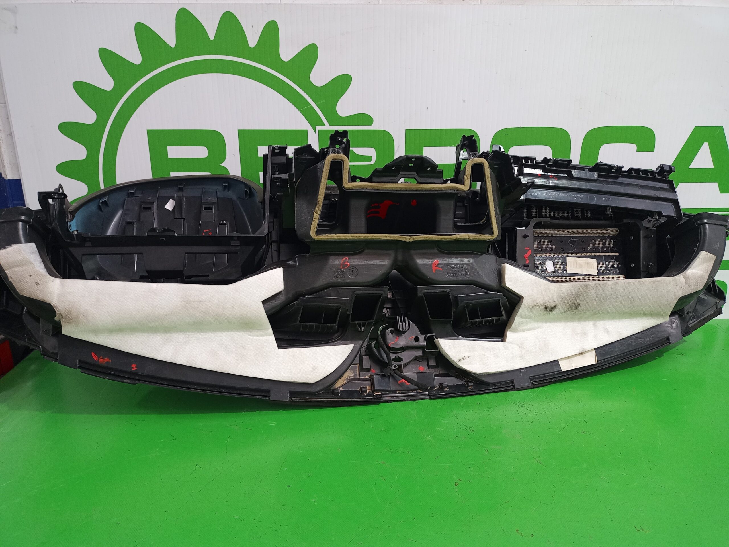 salpicadero_my10l320lhd_land_rover_range_rover_sport