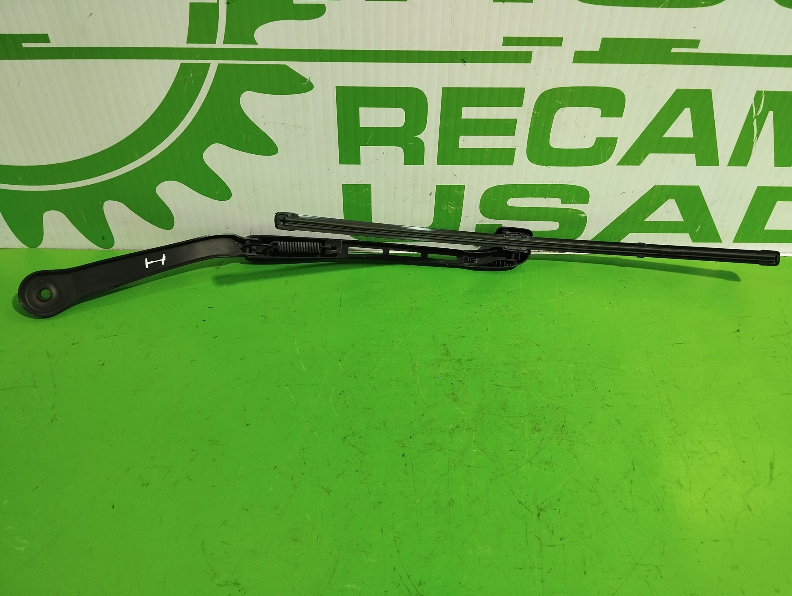 brazo_limpia_delantero_izquierdo_61619449914_bmw_serie_3_touring_e91_2_0_16v