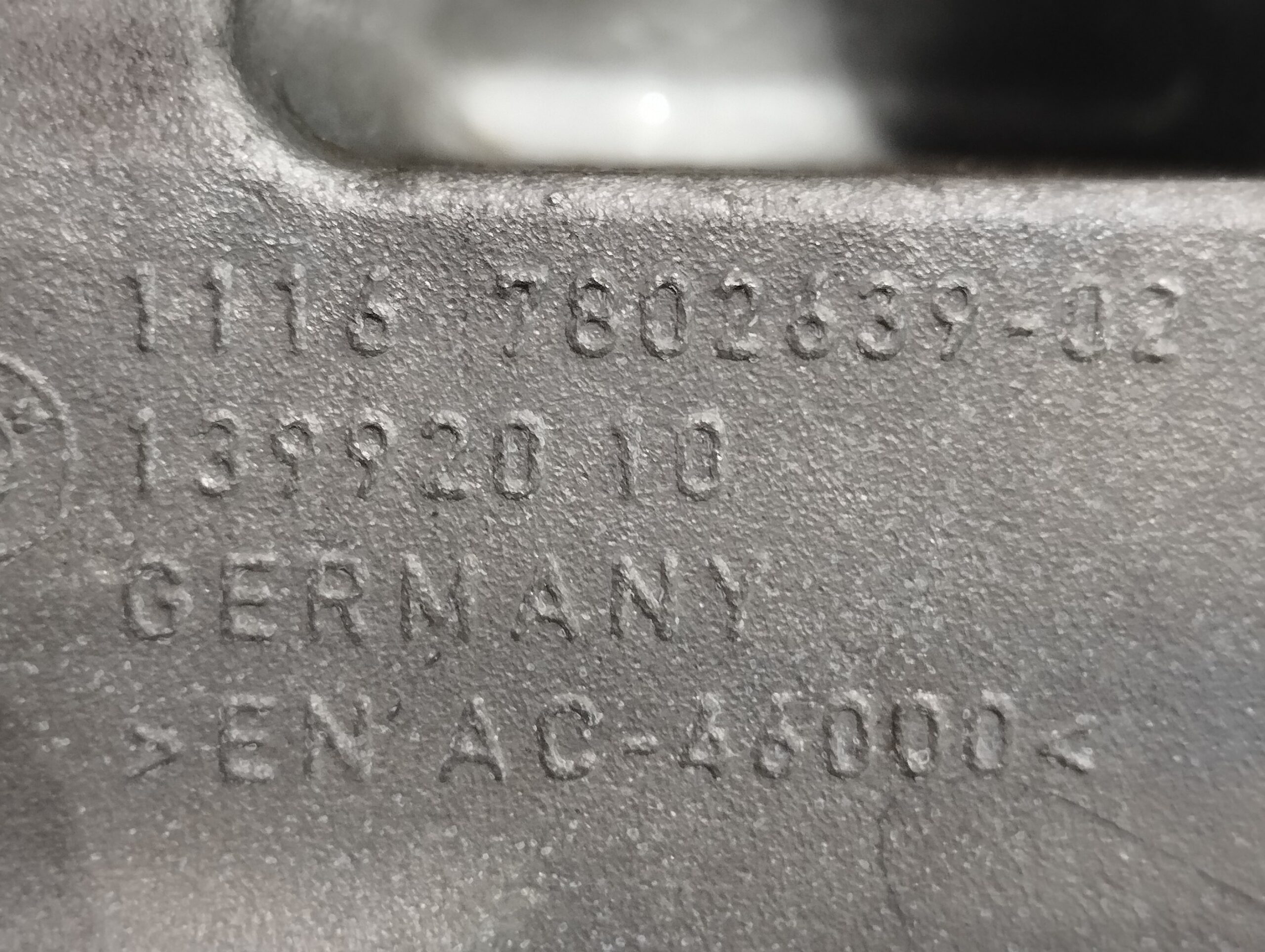 soporte_alternador_1116780263902_bmw_serie_3_touring_e91_2_0_16v