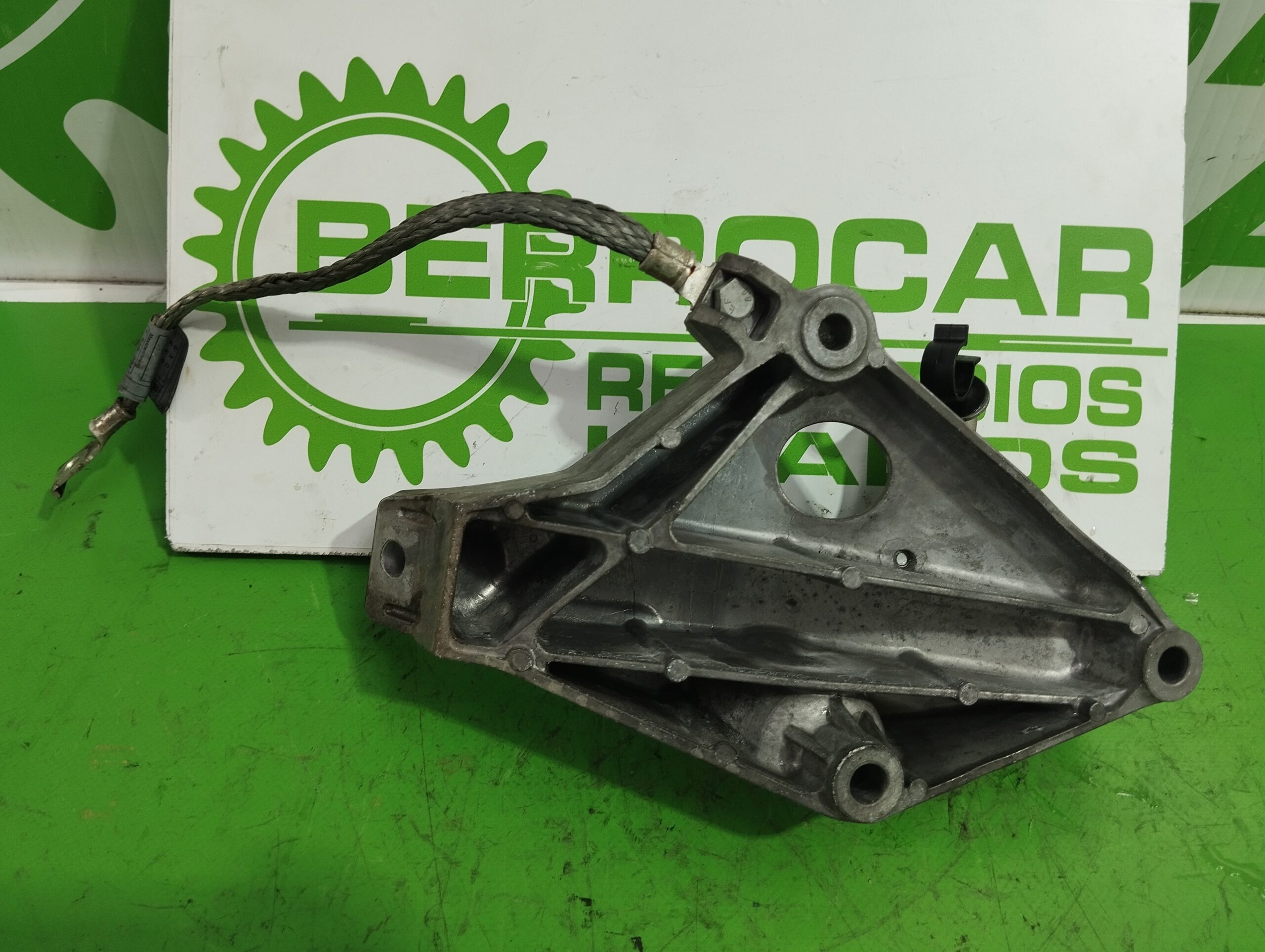 soporte_motor_izquierdo_2211677504101_bmw_serie_3_touring_e91_2_0_16v