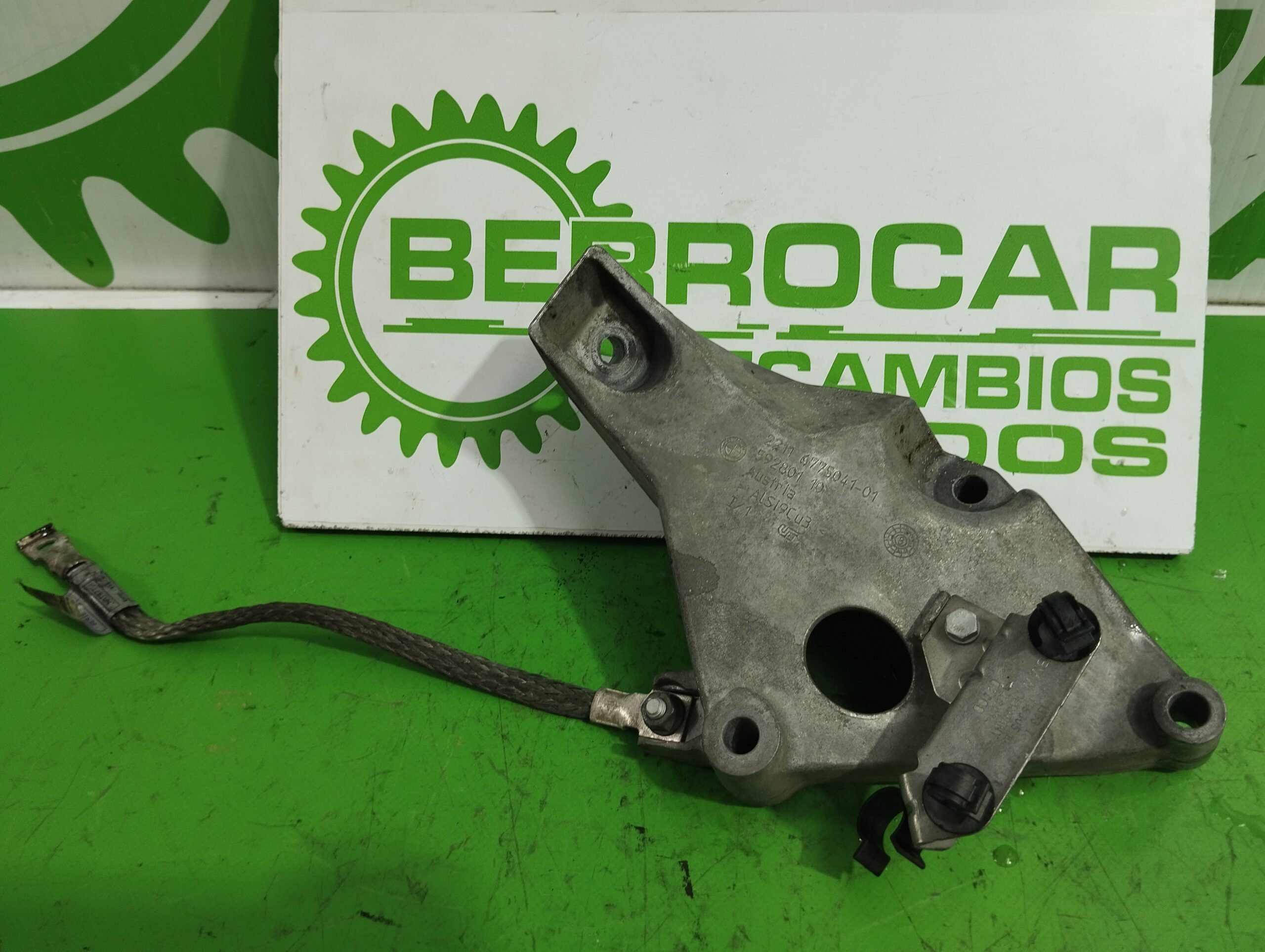 soporte_motor_izquierdo_2211677504101_bmw_serie_3_touring_e91_2_0_16v