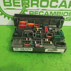 caja_reles_fusibles_911944603_bmw_serie_3_touring_e91_2_0_16v