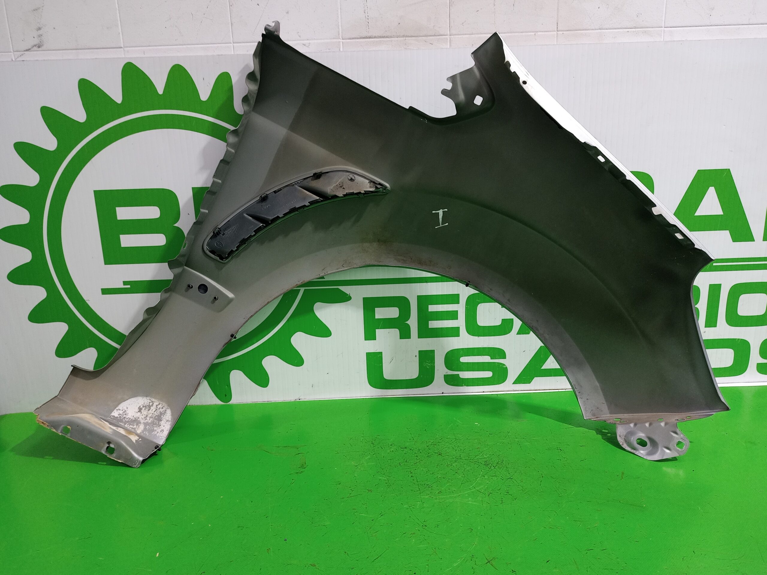 aleta_delantera_izquierda_1712554_ford_s_max_ca1_1_8_tdci_cat