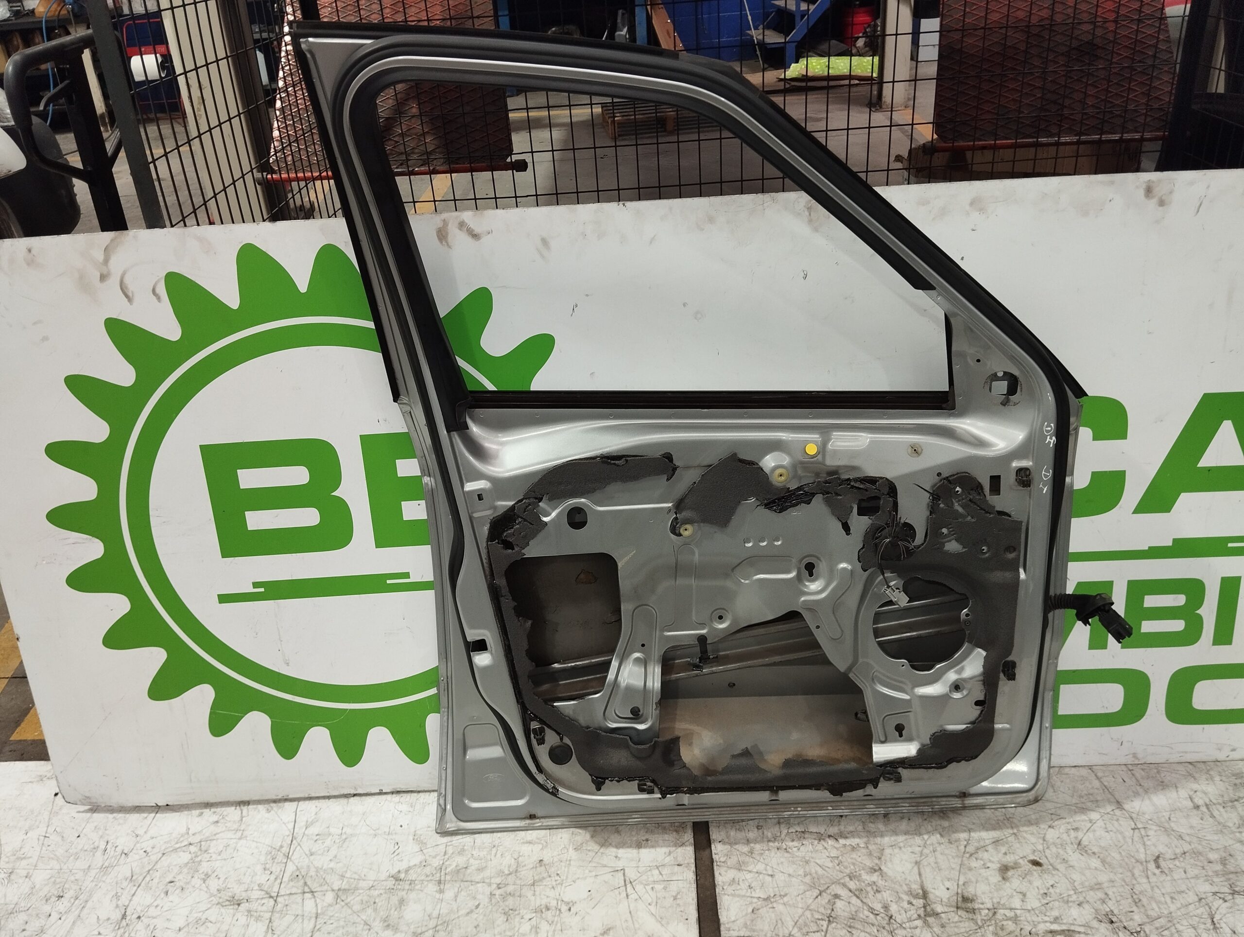 puerta_delantera_izquierda_1572632_ford_s_max_ca1_1_8_tdci_cat