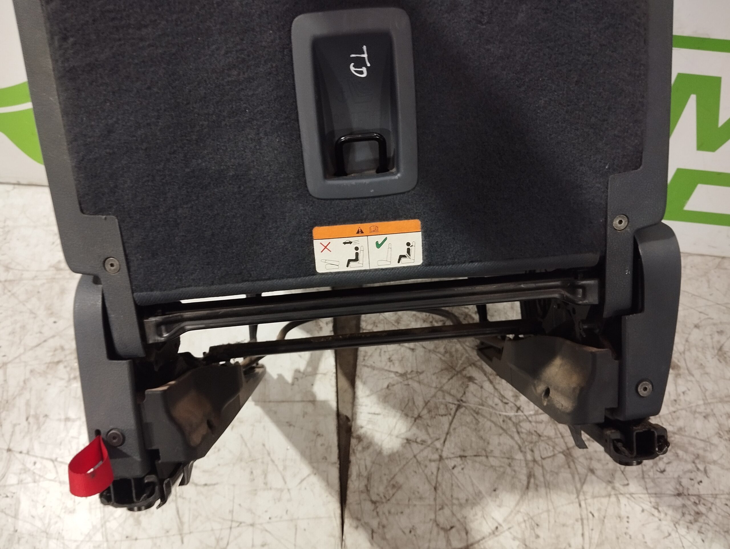 asientos_trasero_derecho_6m21_u60016_bn1ejk_ford_s_max_ca1_1_8_tdci_cat