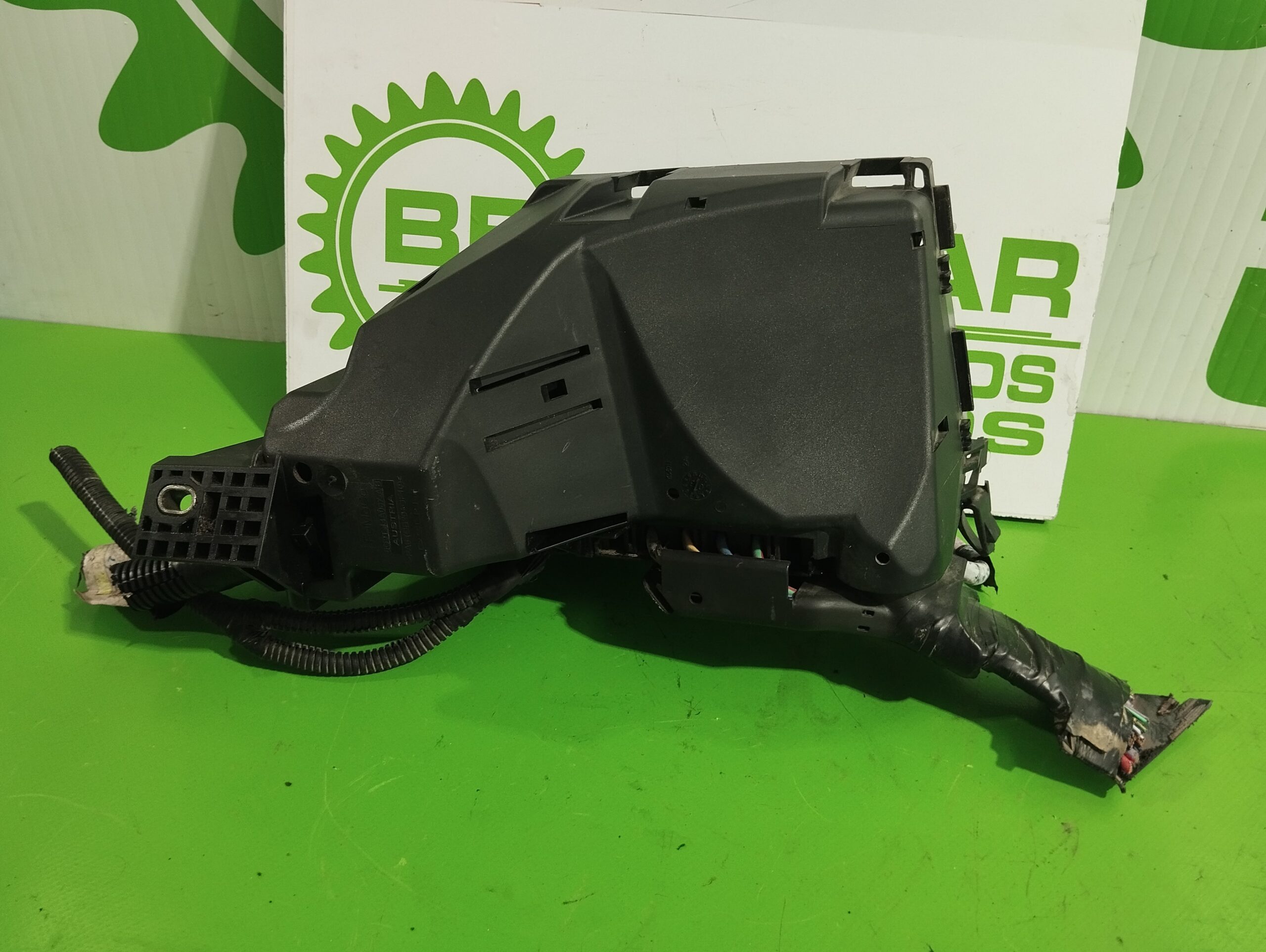 caja_reles_fusibles_6g9t14a067ab_ford_s_max_ca1_1_8_tdci_cat