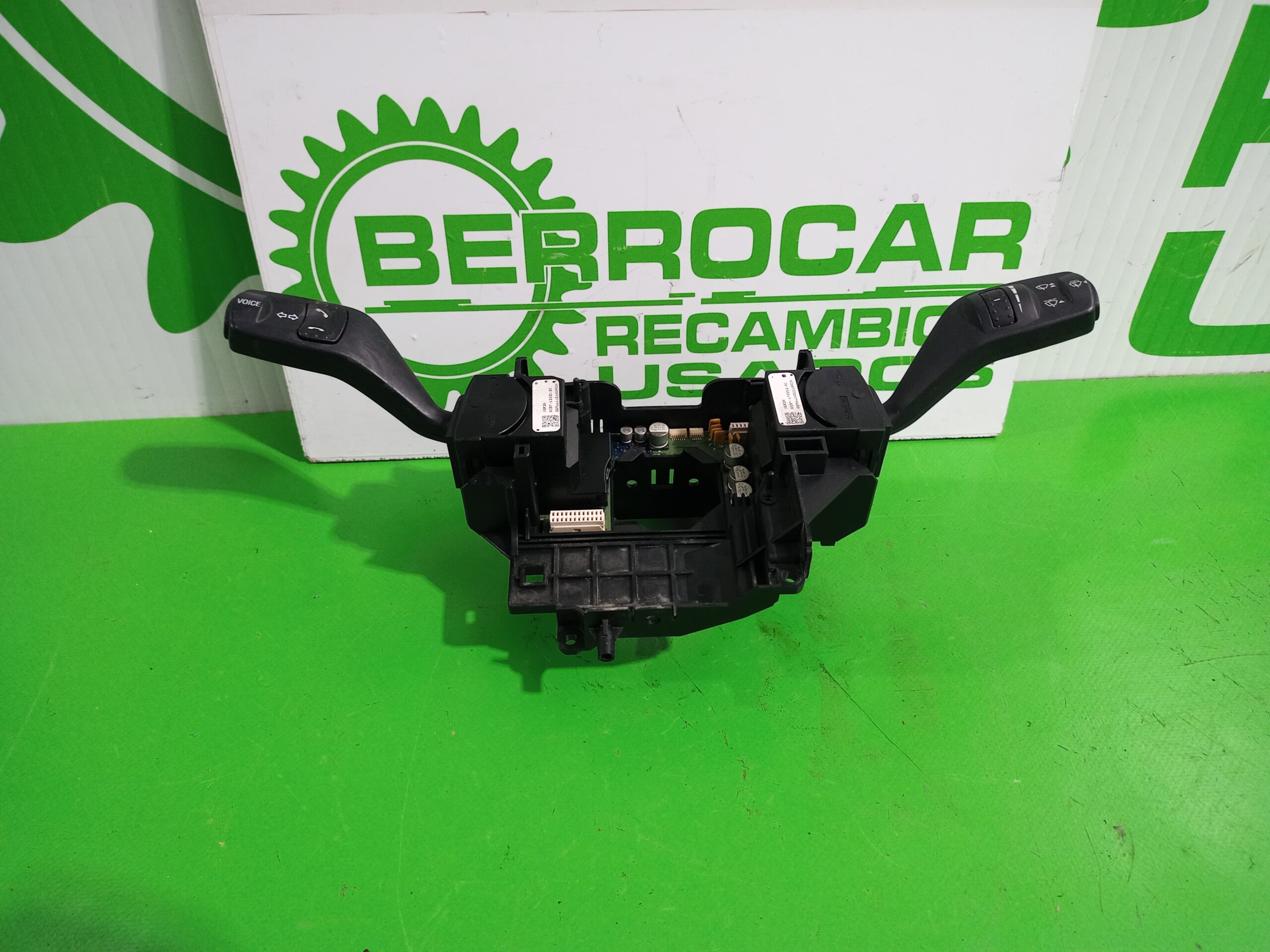 mando_multifuncion_6g9t13n064de_ford_s_max_ca1_1_8_tdci_cat