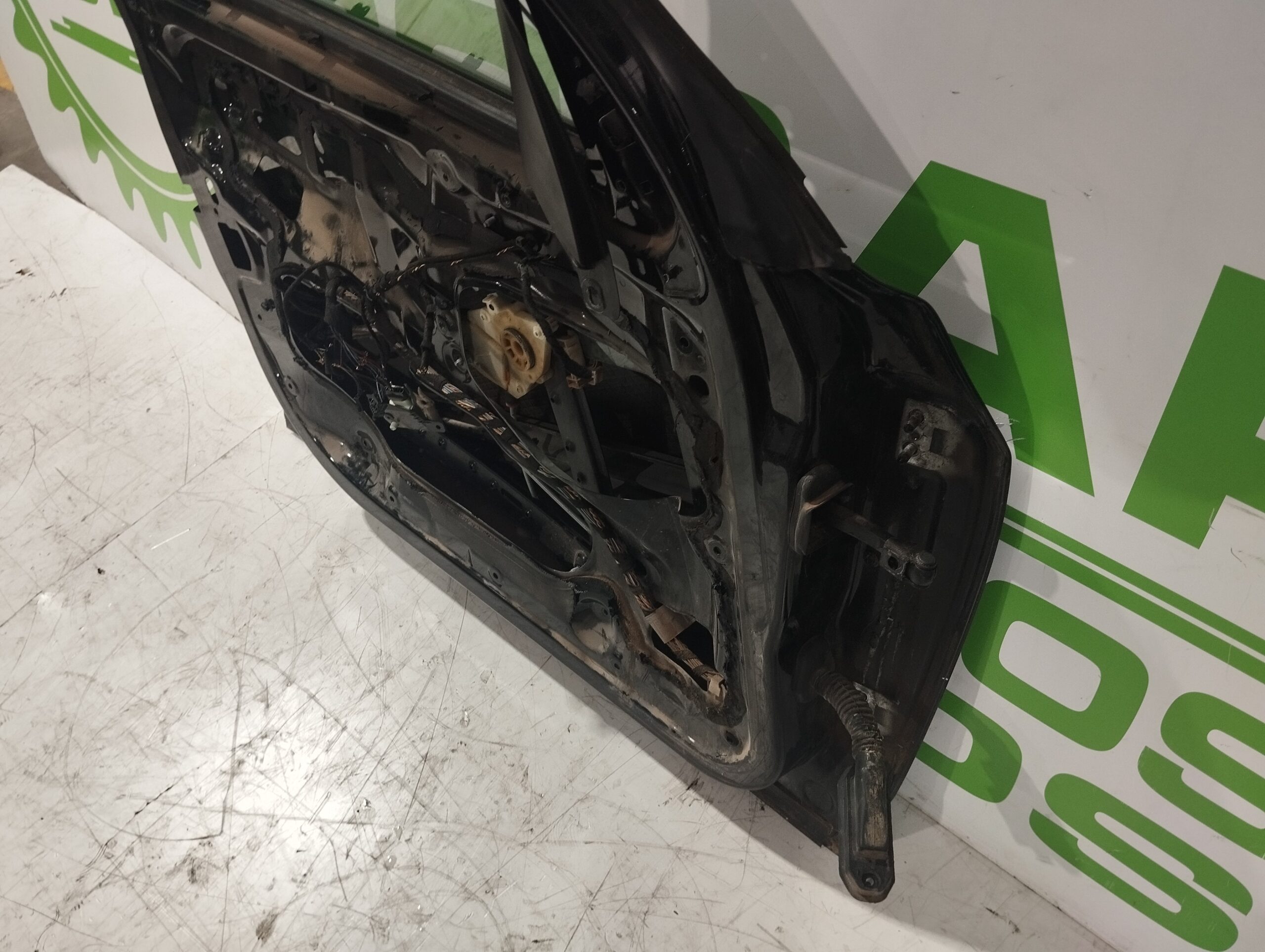 puerta_delantera_izquierda_41003451015_bmw_x3_e83_2_0_16v_diesel_cat