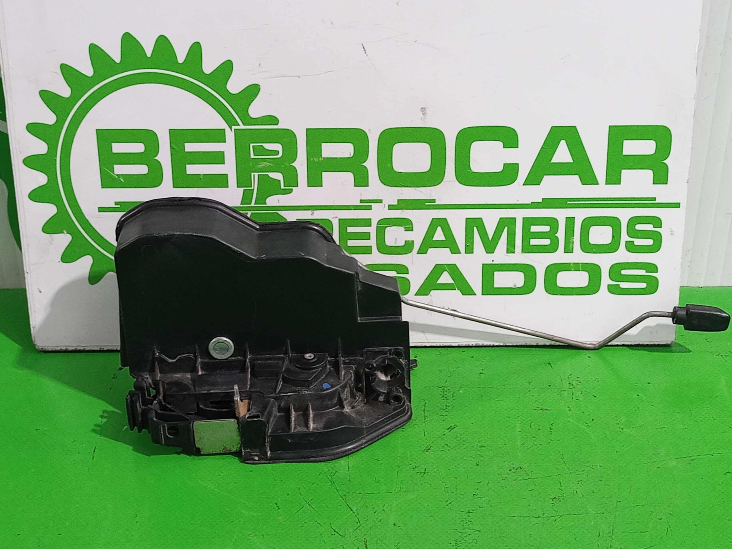 cerradura_puerta_delantera_izquierda_7167071_bmw_x3_e83_2_0_16v_diesel_cat