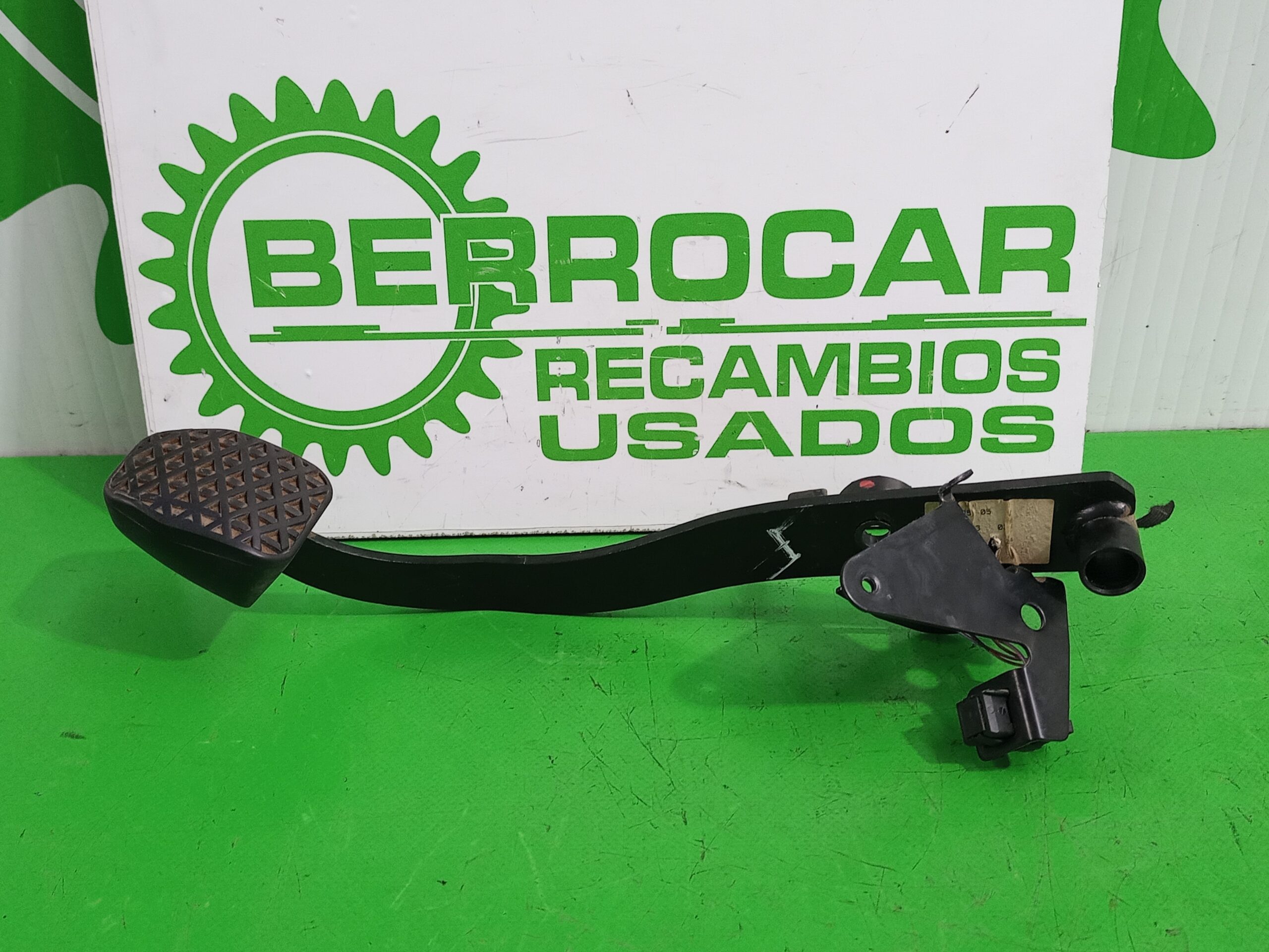 pedal_freno_42310903_bmw_x3_e83_2_0_16v_diesel_cat