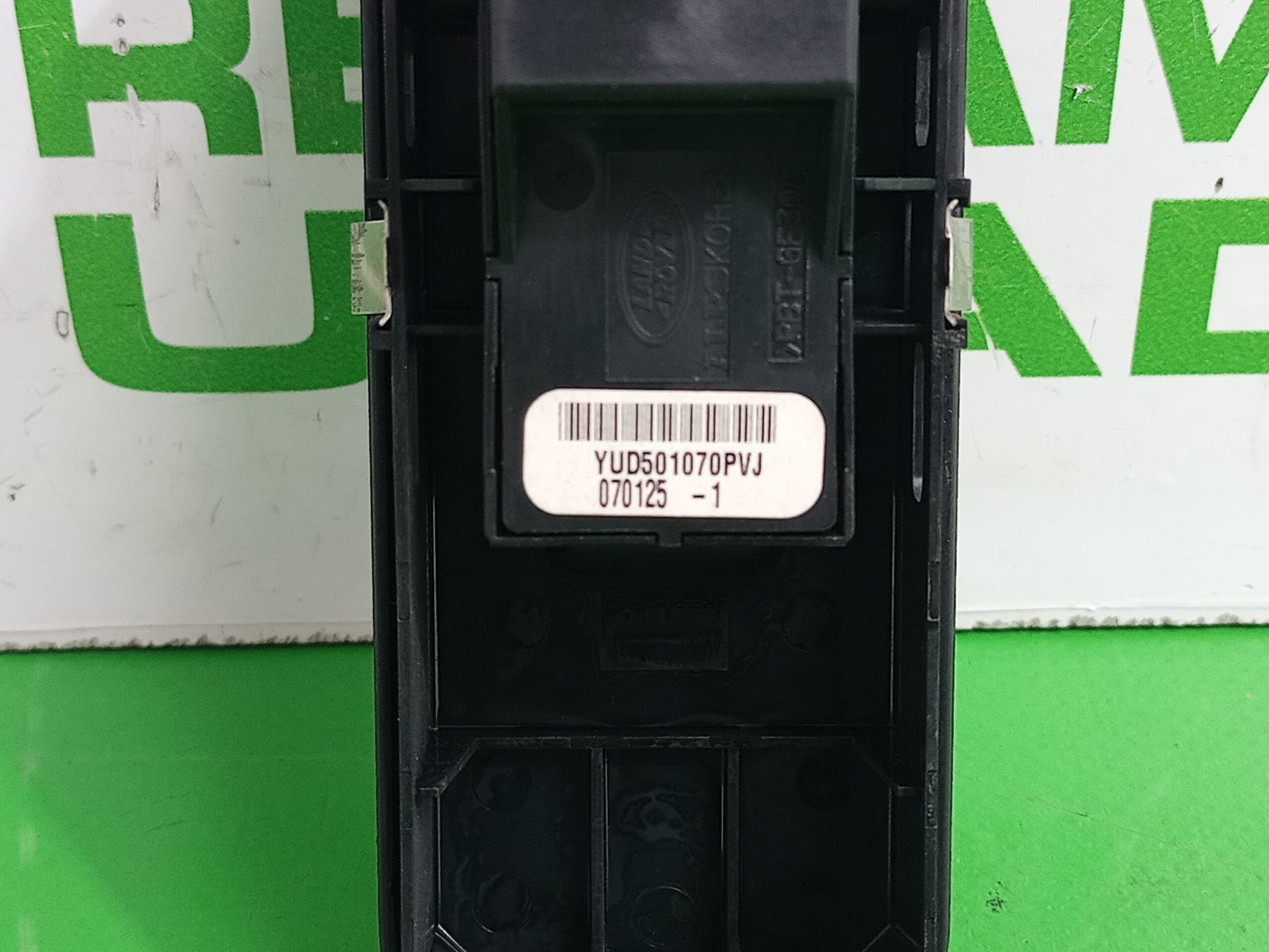 mando_elevalunas_delantero_izquierdo_yud501070pvj_land_rover_range_rover_sport_3_6_td_v8