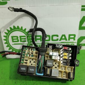 caja_reles_fusibles_3m5t14a142ab_ford_focus_berlina_cap_1_6_16v_cat