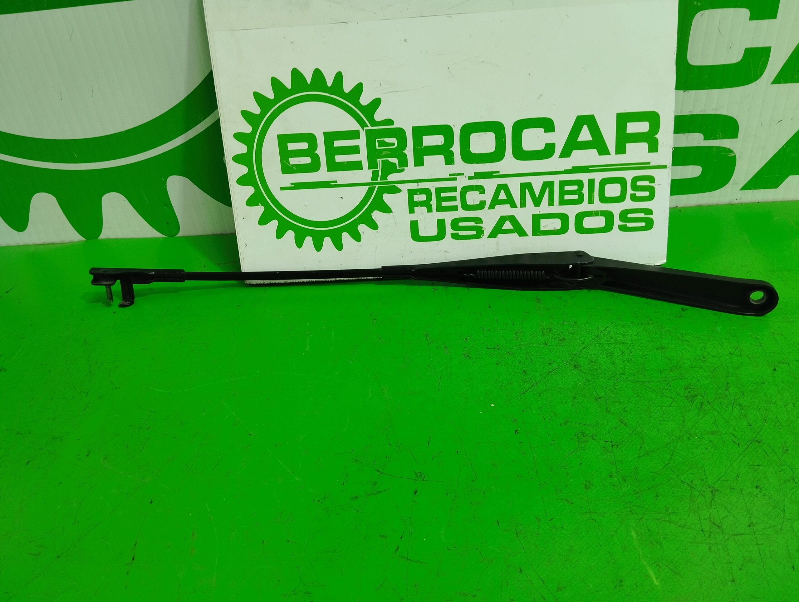 brazo_limpia_delantero_izquierdo_4m5117526ab_ford_focus_berlina_cap_1_6_16v_cat