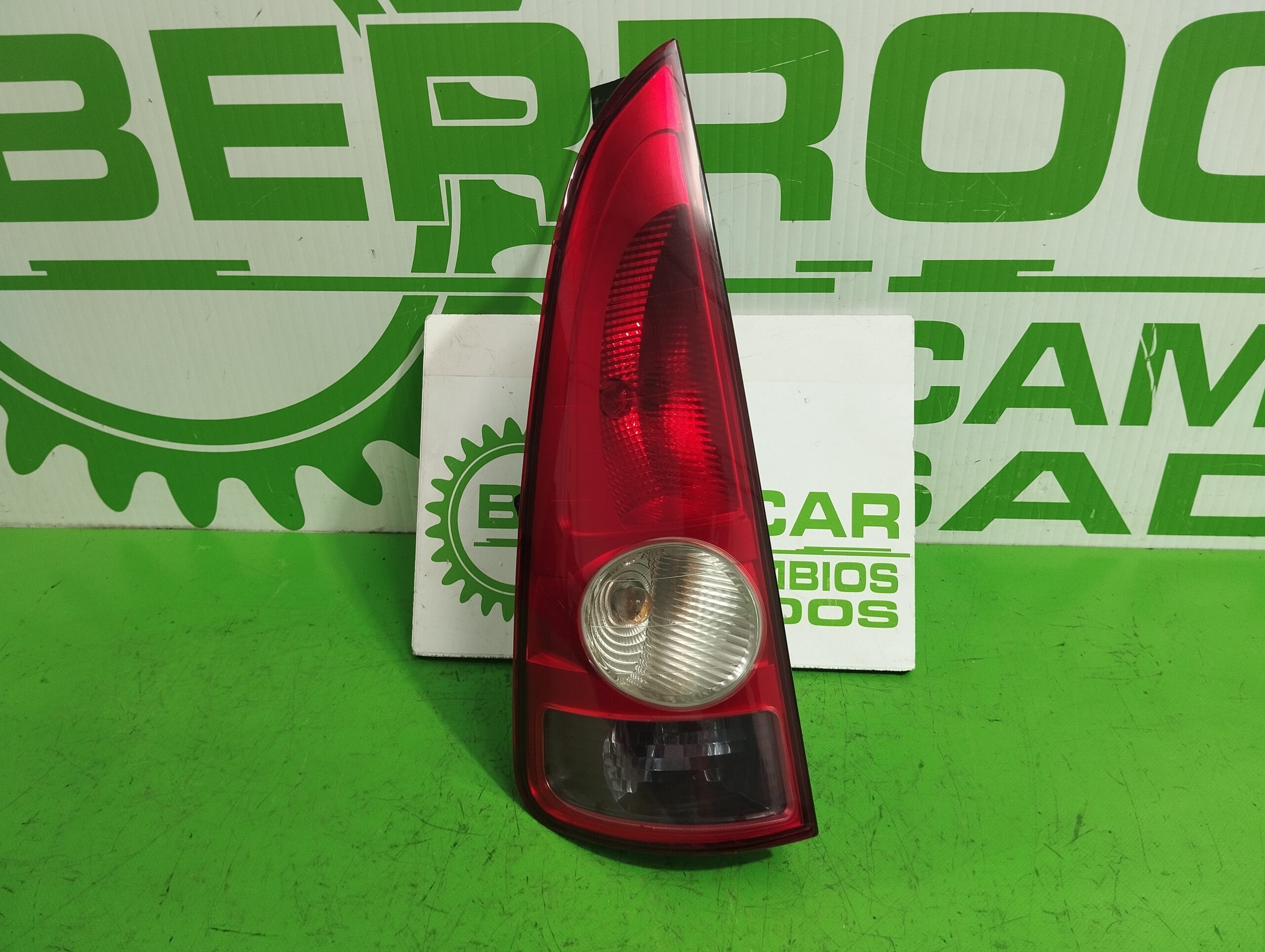 piloto_trasero_izquierdo_89023832_renault_espace_iv_jk0_2_2_dci_turbodiesel