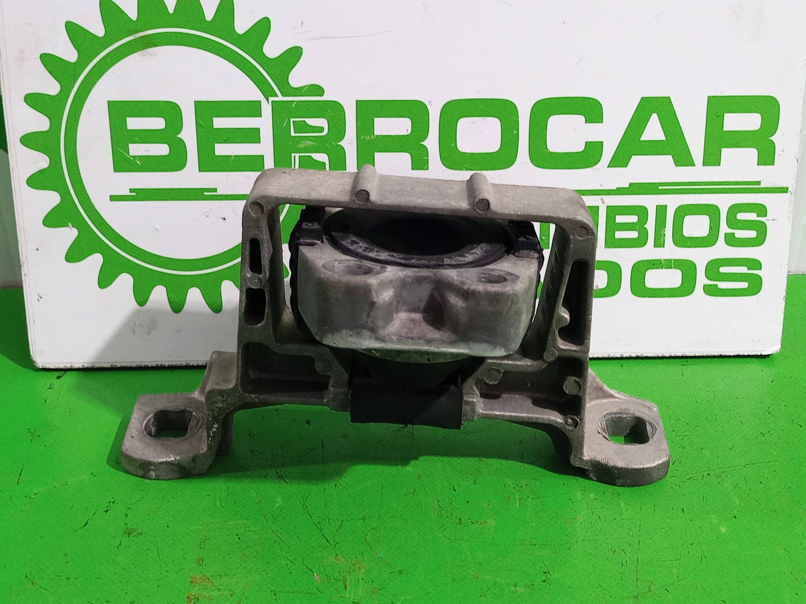 soporte_motor_derecho_3m516f012bg_ford_focus_berlina_cap_1_6_16v_cat
