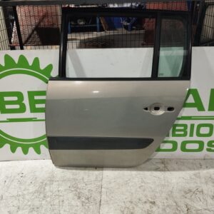 puerta_trasera_izquierda_7751476284_renault_espace_iv_jk0_2_2_dci_turbodiesel