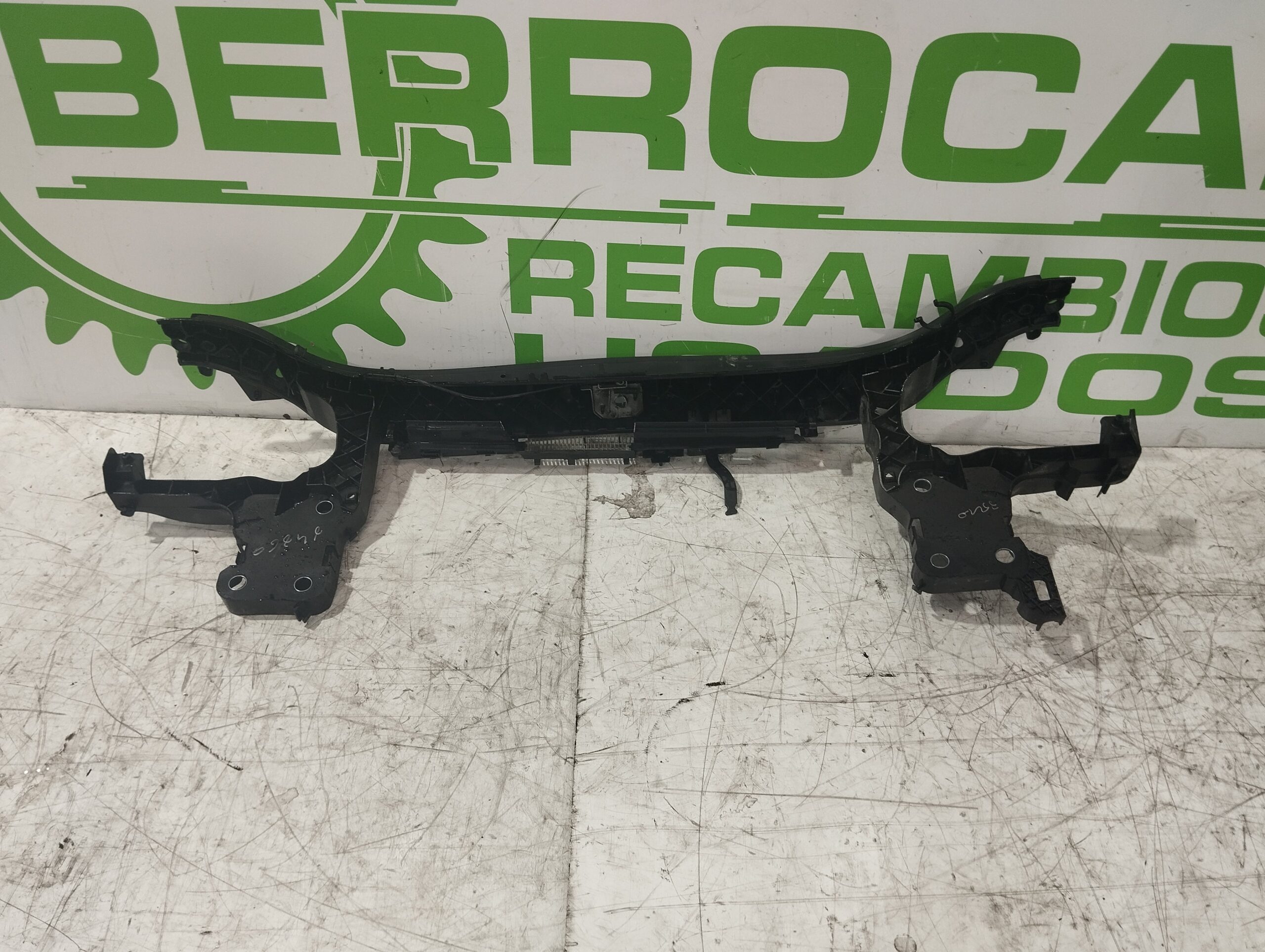 panel_frontal_8200589928_renault_megane_ii_classic_berlina_1_5_dci_diesel