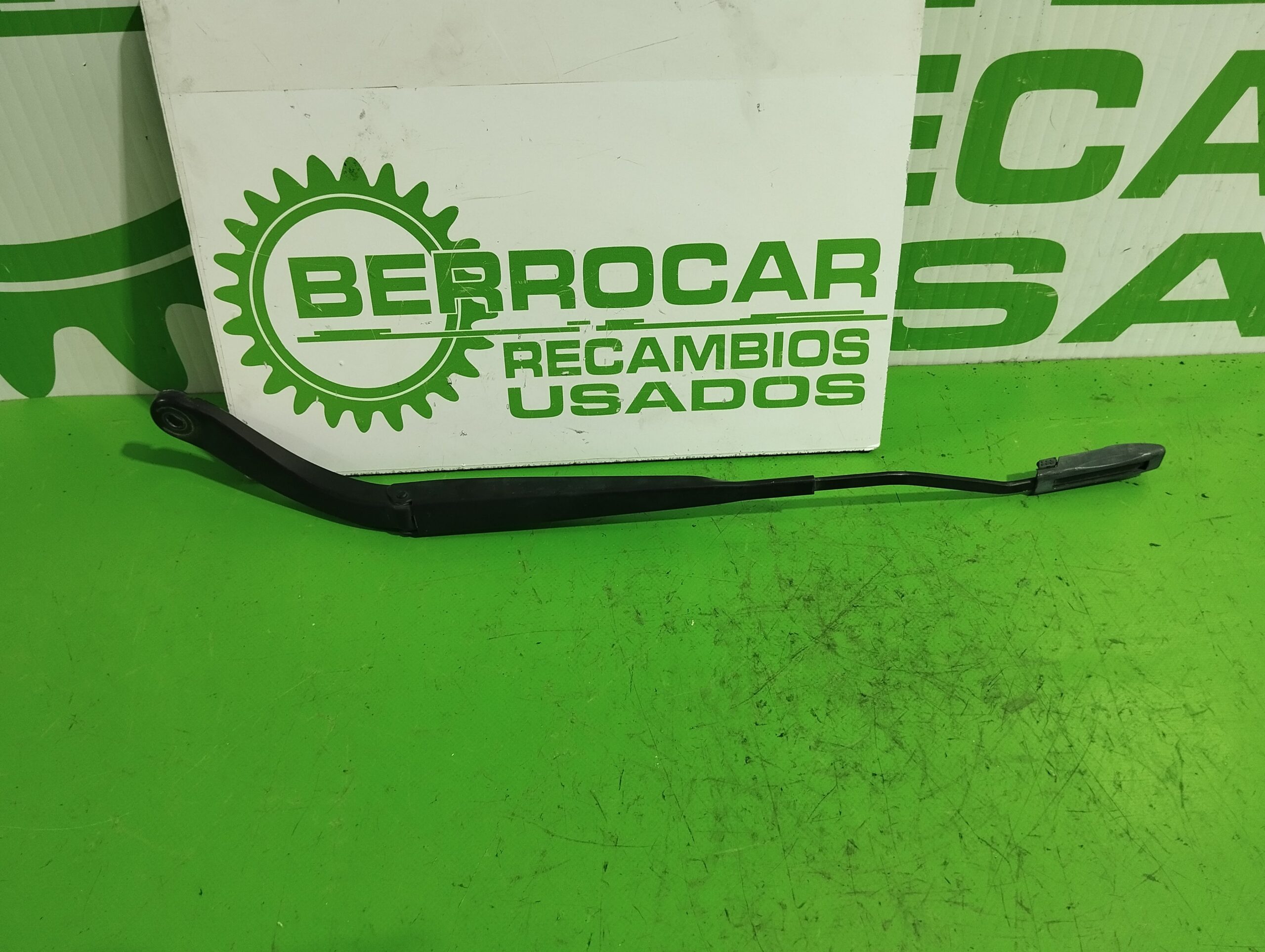 brazo_limpia_delantero_izquierdo_8200417218_renault_megane_ii_classic_berlina_1_5_dci_diesel