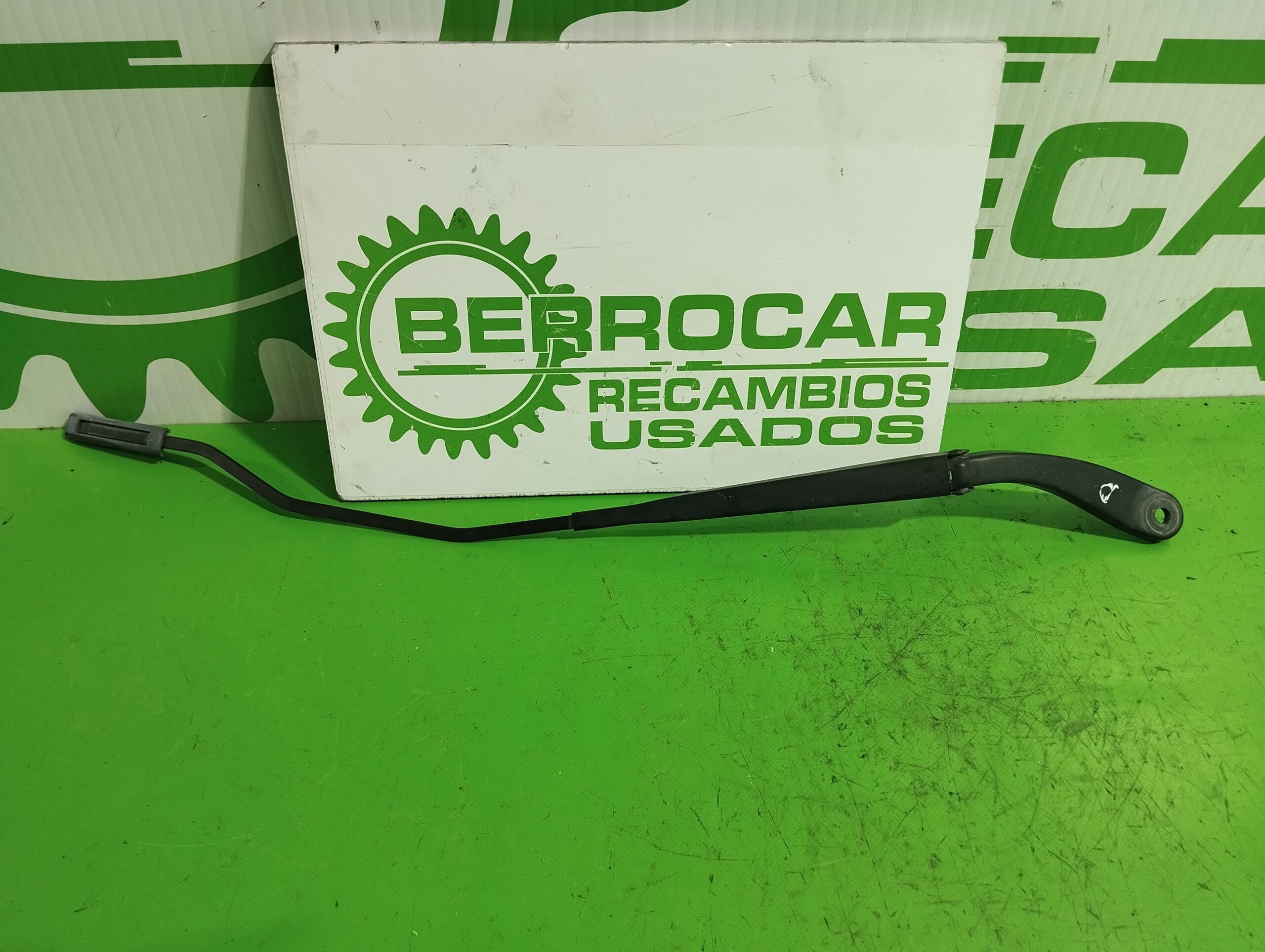 brazo_limpia_delantero_derecho_8200417219_renault_megane_ii_classic_berlina_1_5_dci_diesel