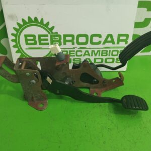 pedalera_8200705400_8200153270b_renault_megane_ii_classic_berlina_1_5_dci_diesel