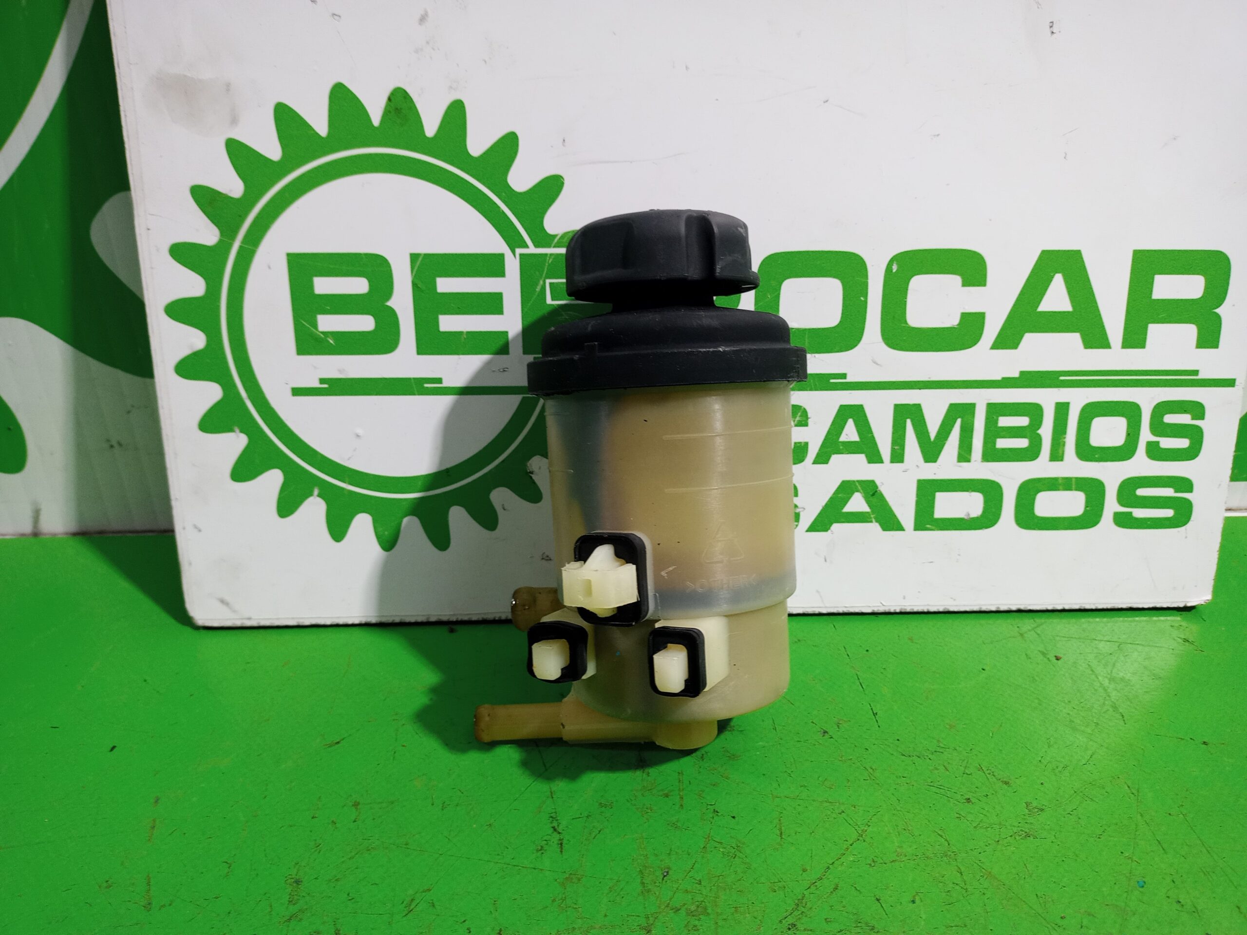 deposito_servo_571504d_kia_carnival_2_9_crdi_cat