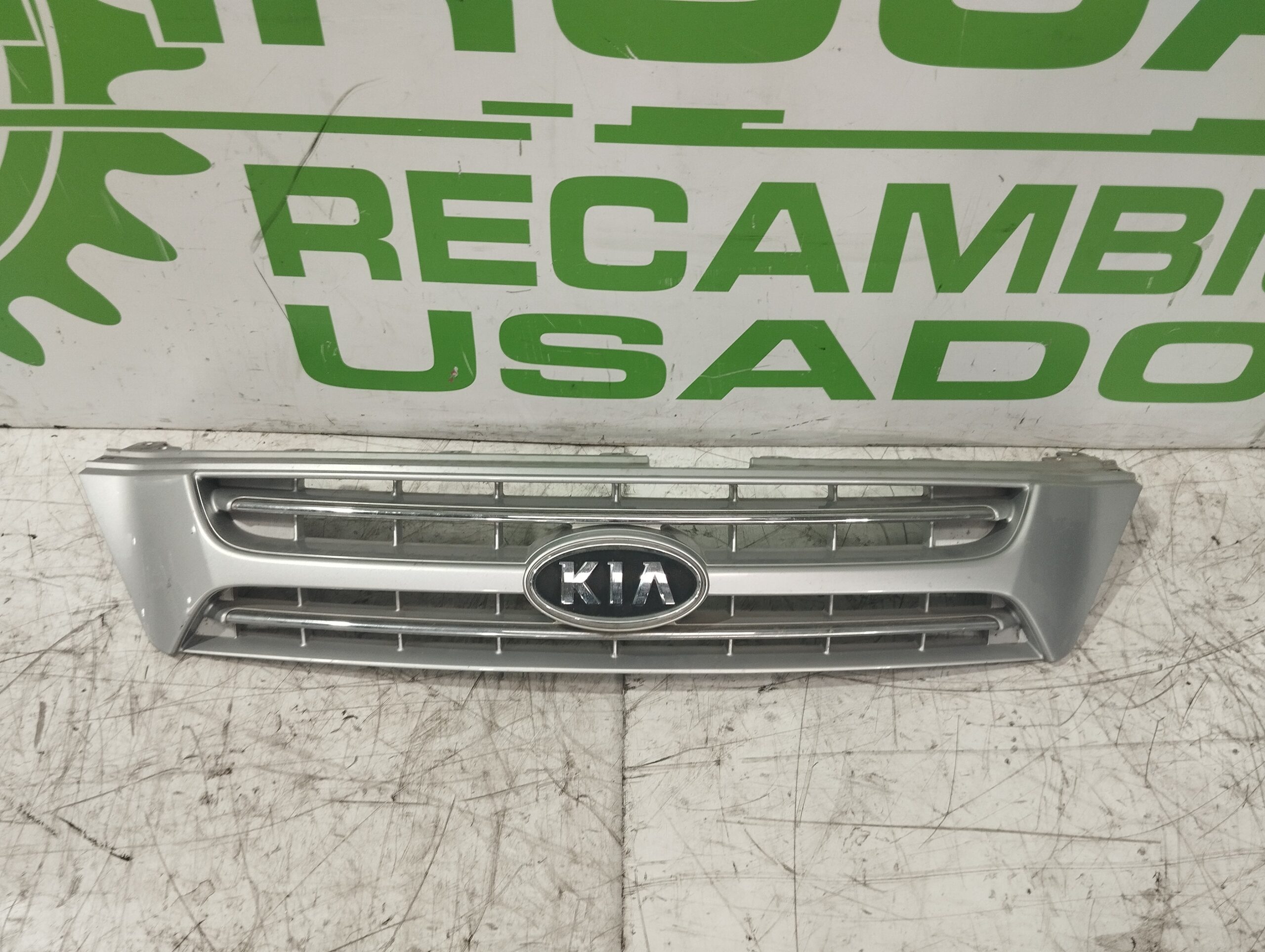 rejilla_delantera_863504d000_kia_carnival_2_9_crdi_cat