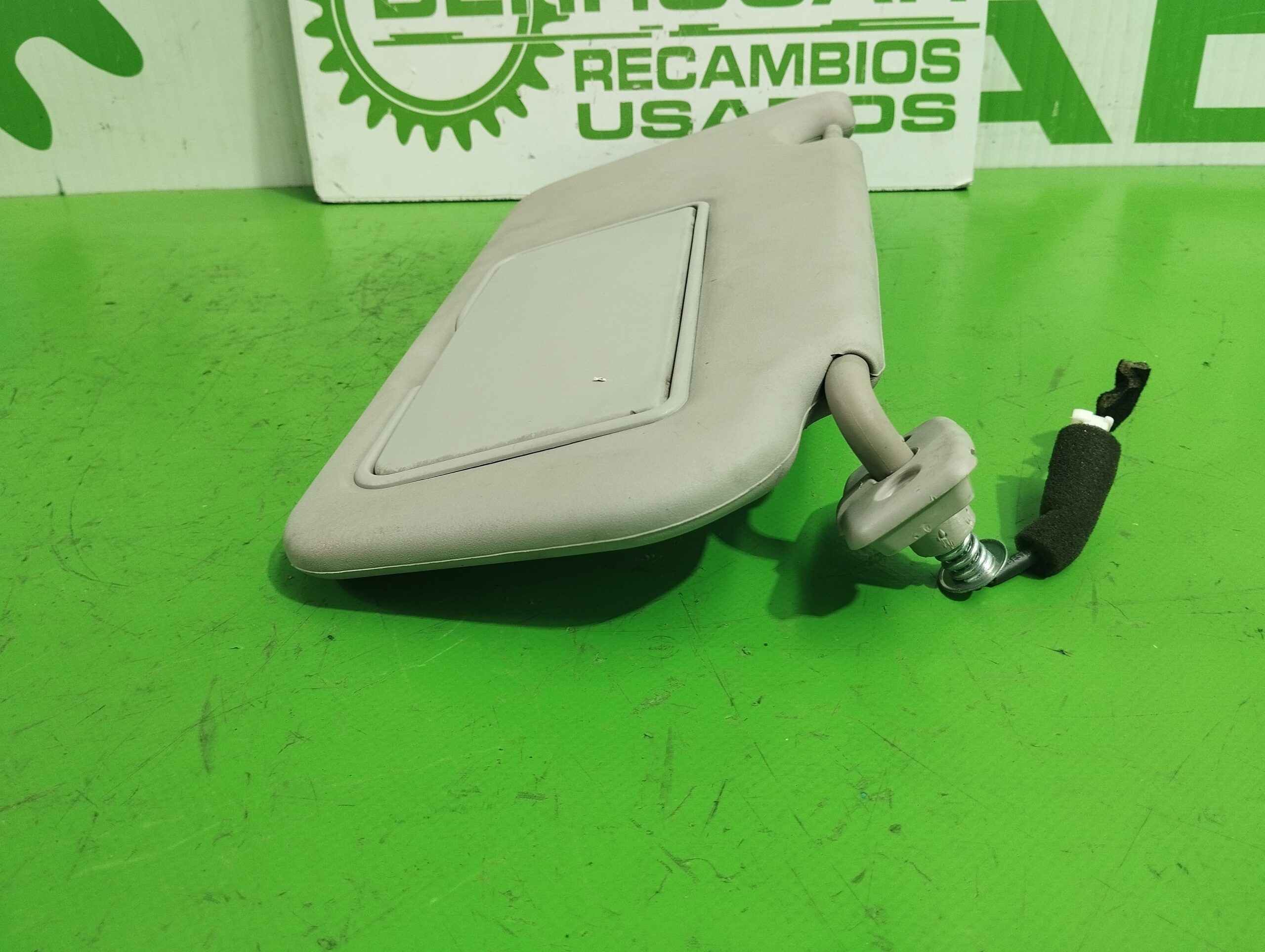 parasol_derecho_1k54a69320a64_kia_carnival_2_9_crdi_cat