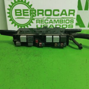 caja_reles_fusibles_0kfa67740_kia_carnival_2_9_crdi_cat