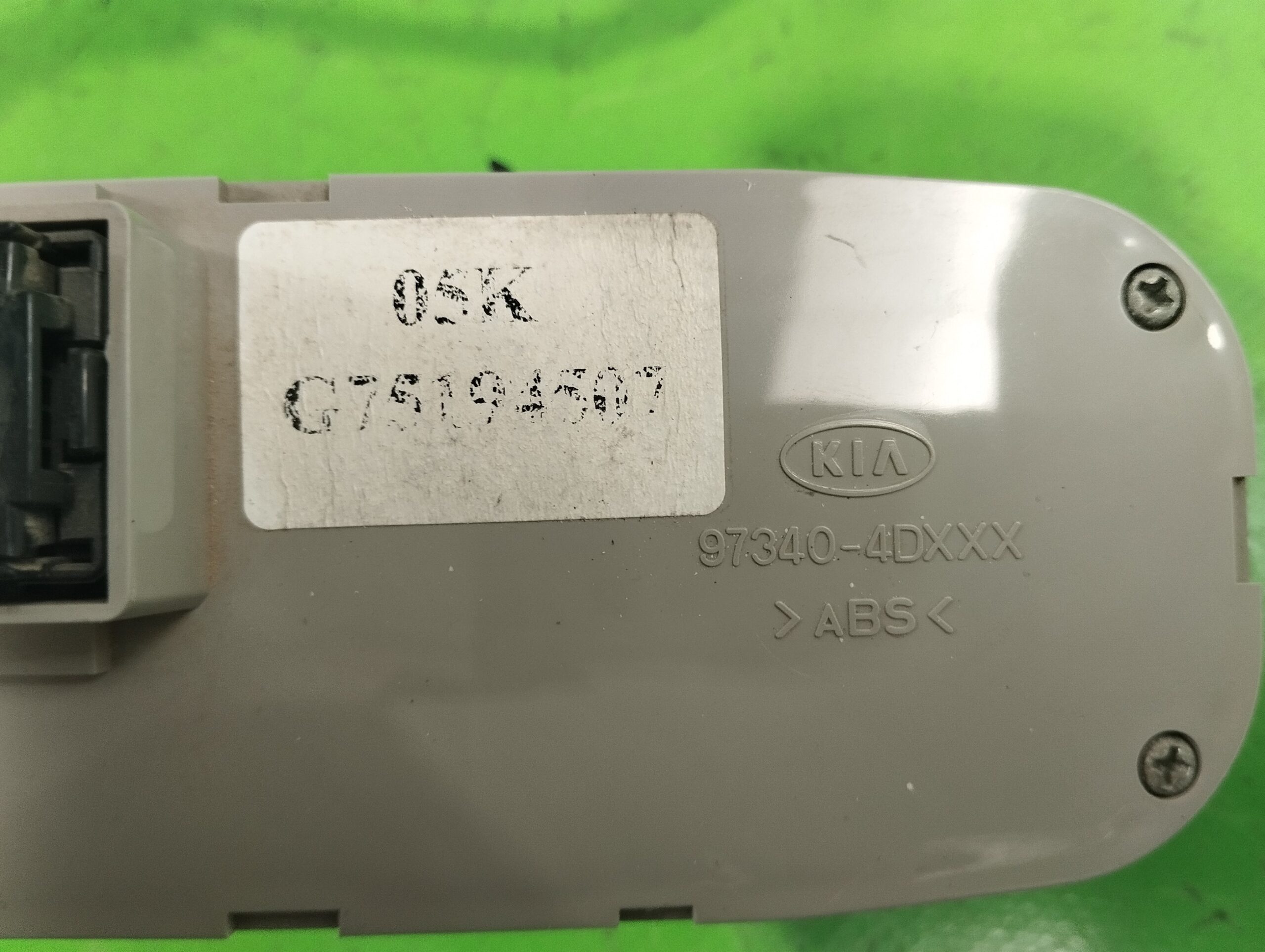 mando_climatizador_973404dxxx_kia_carnival_2_9_crdi_cat