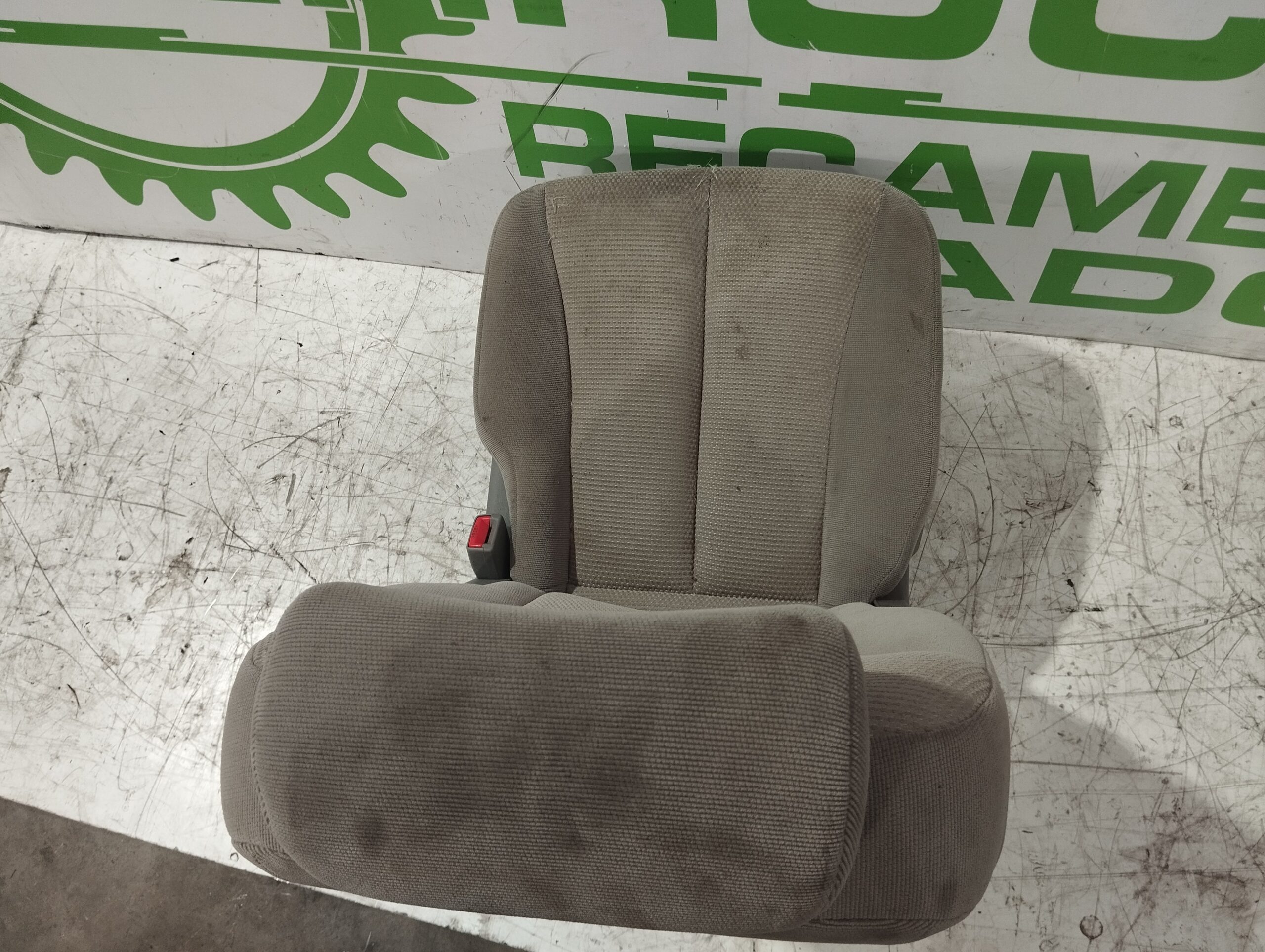 asientos_trasero_derecho_4701558_kia_carnival_2_9_crdi_cat