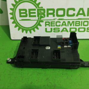 caja_reles_fusibles_919584d070_kia_carnival_2_9_crdi_cat