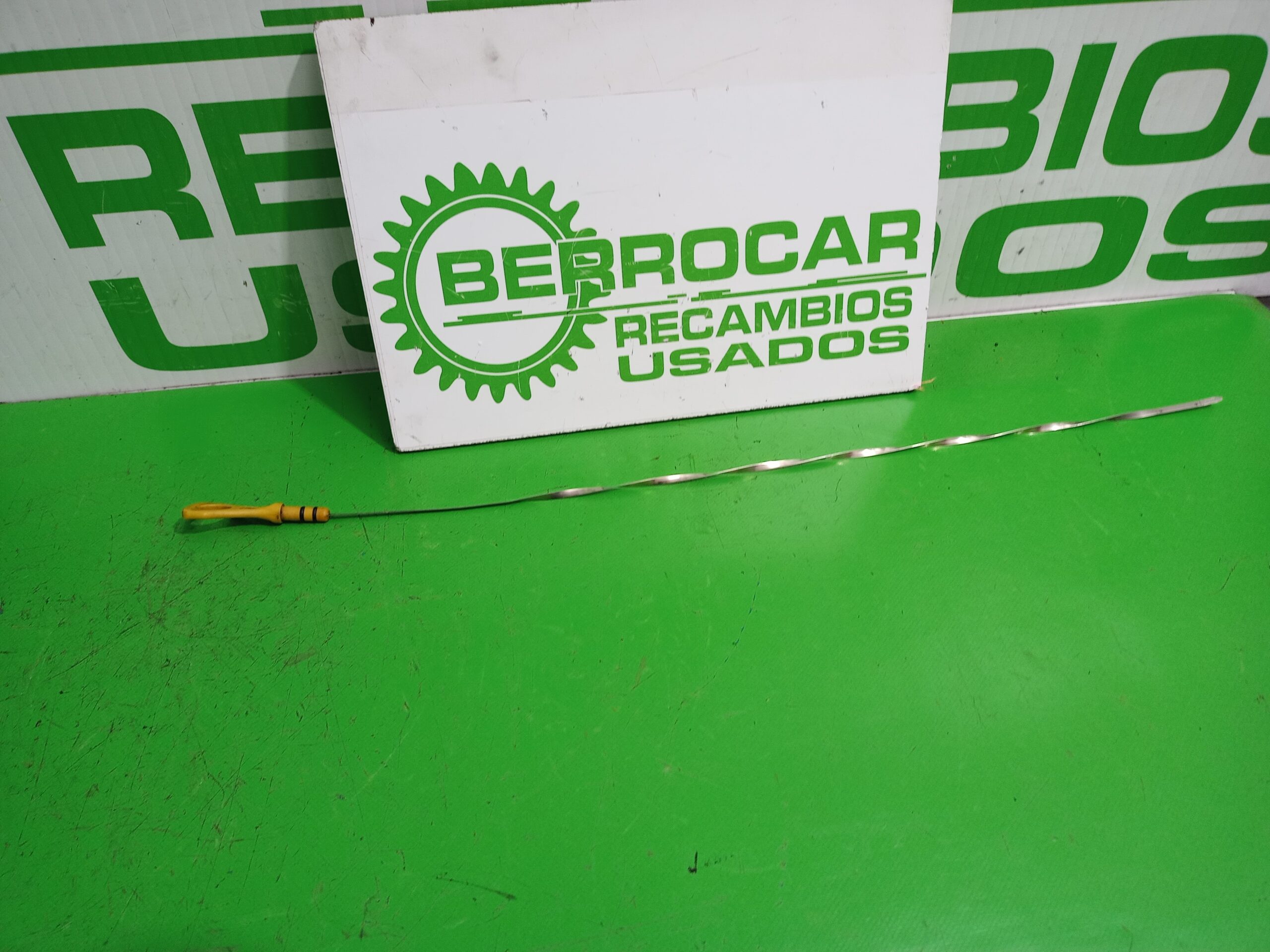 varilla_aceite_265804x312_kia_carnival_2_9_crdi_cat