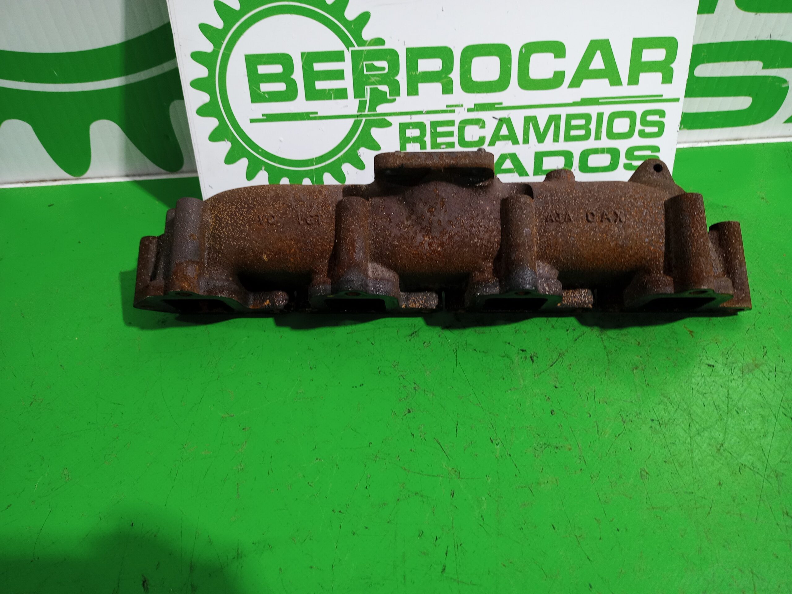 colector_escape_285104x900_kia_carnival_2_9_crdi_cat