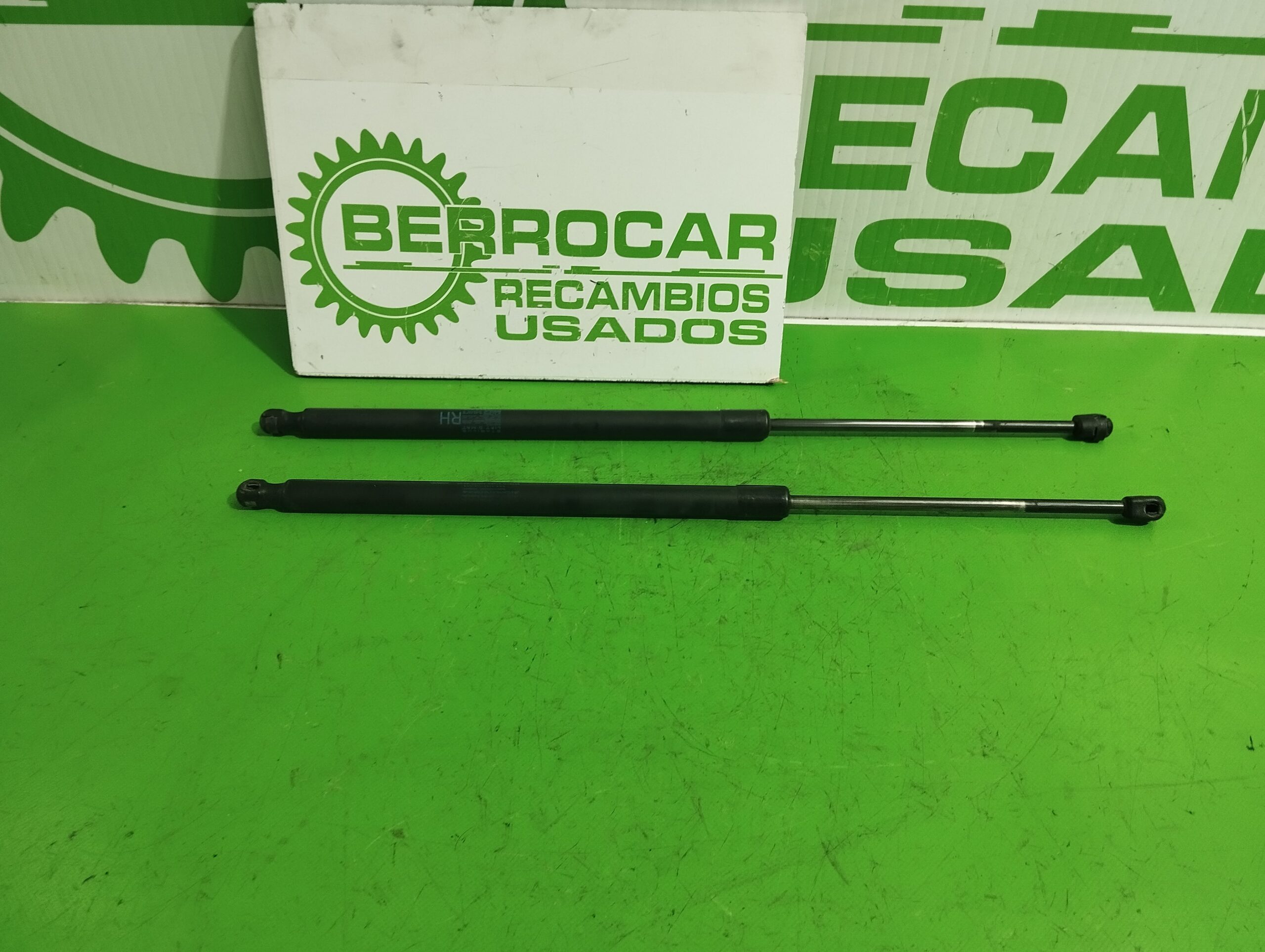 amortiguadores_maletero_porton_817814d000_kia_carnival_2_9_crdi_cat