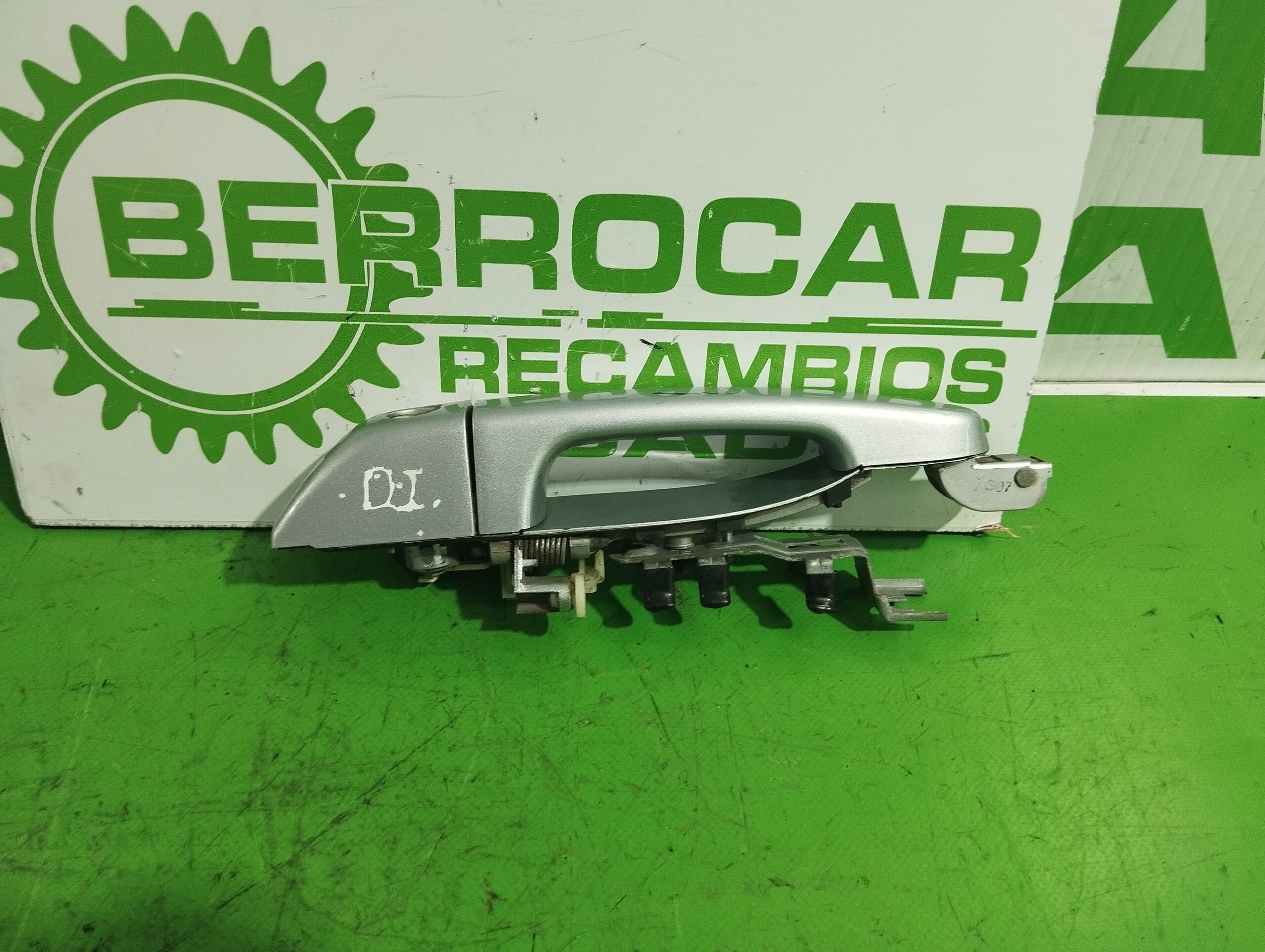 maneta_exterior_delantera_izquierda_826504d0006c_kia_carnival_2_9_crdi_cat