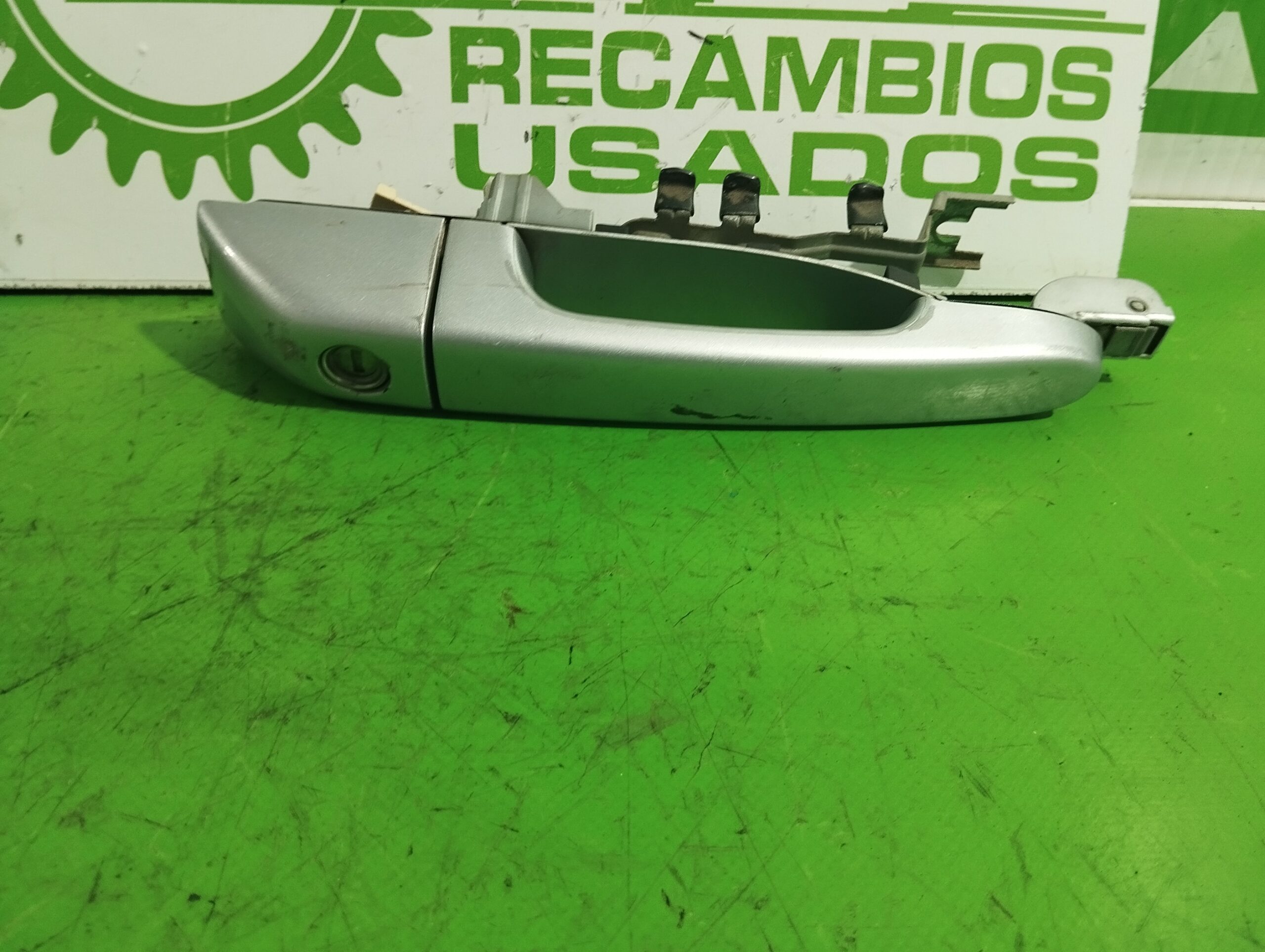 maneta_exterior_delantera_izquierda_826504d0006c_kia_carnival_2_9_crdi_cat