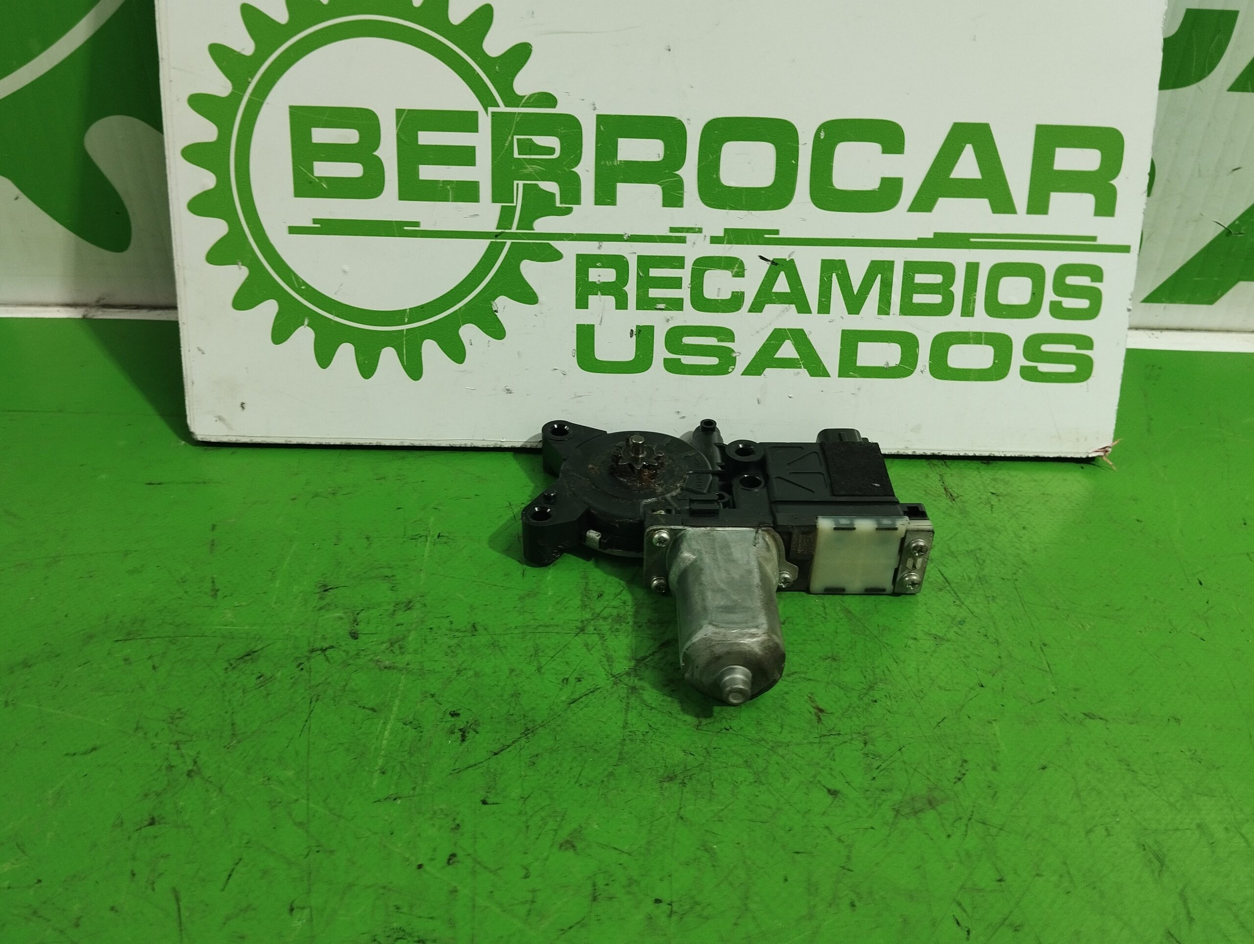motor_elevalunas_delantero_izquierdo_824504d010_kia_carnival_2_9_crdi_cat