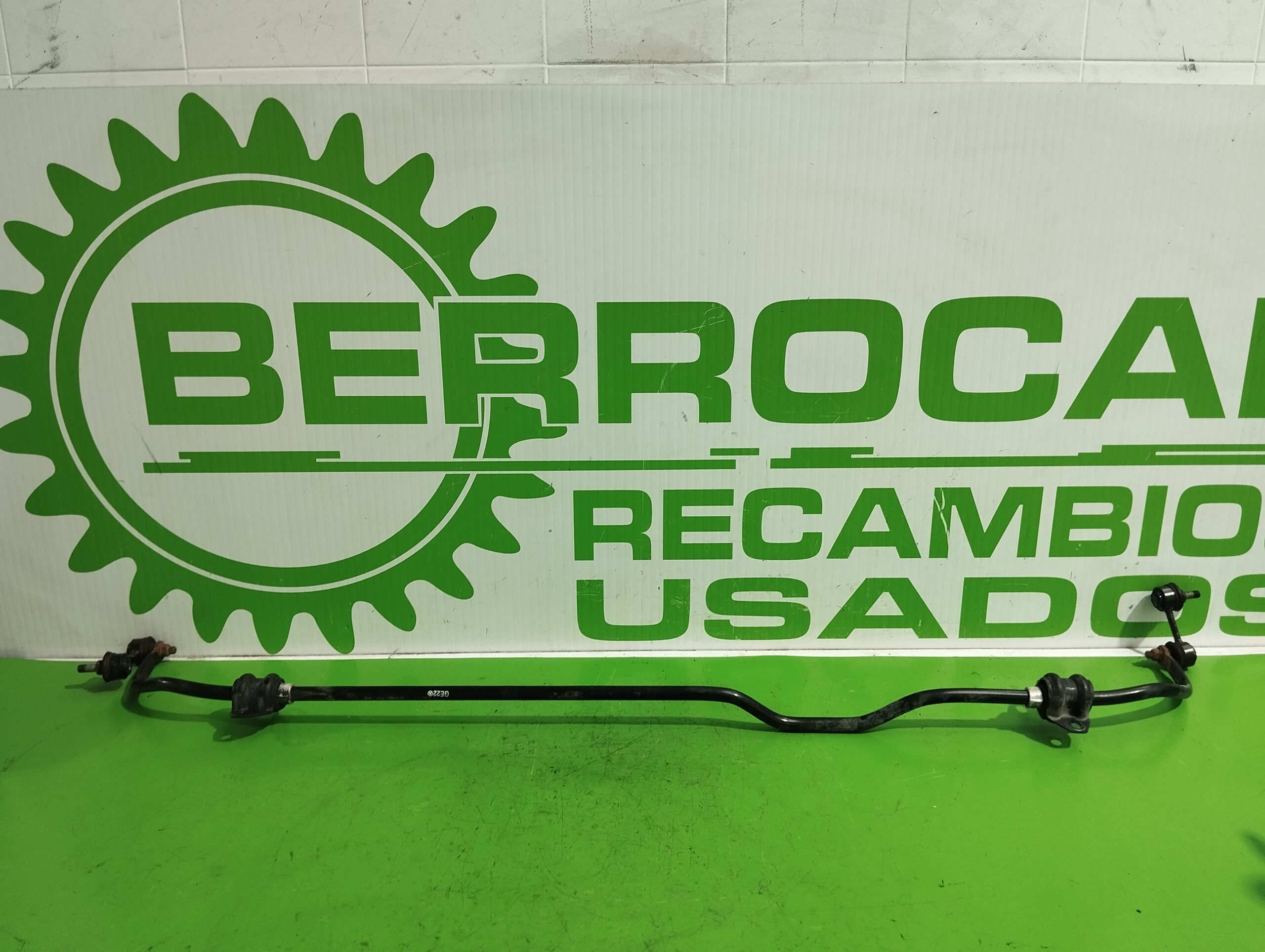 barra_estabilizadora_trasera_555104d000_kia_carnival_2_9_crdi_cat